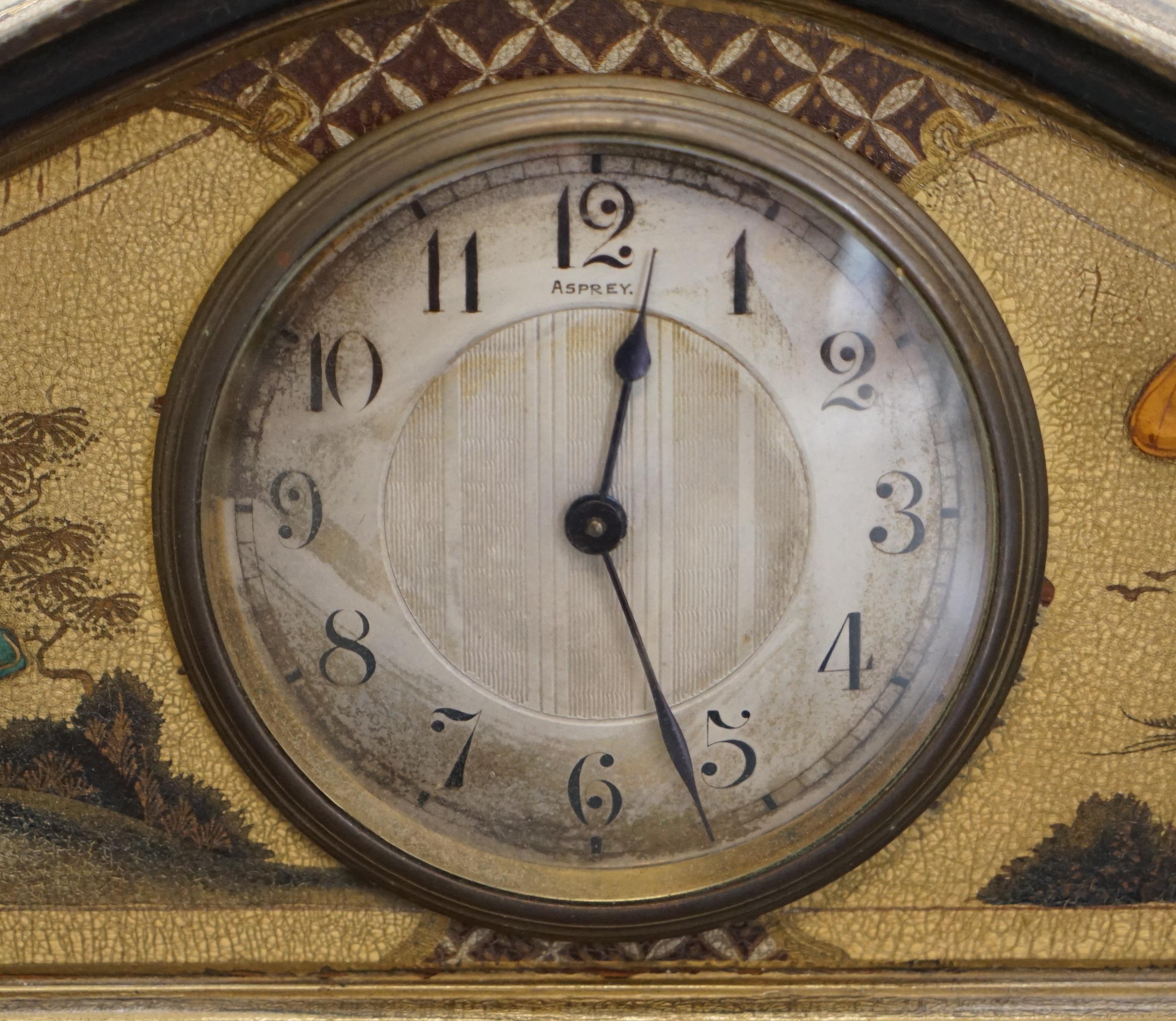 Original circa 1920 Asprey London Chinoiserie Mantle Clock Lovely Dekoration (Frühes 20. Jahrhundert) im Angebot