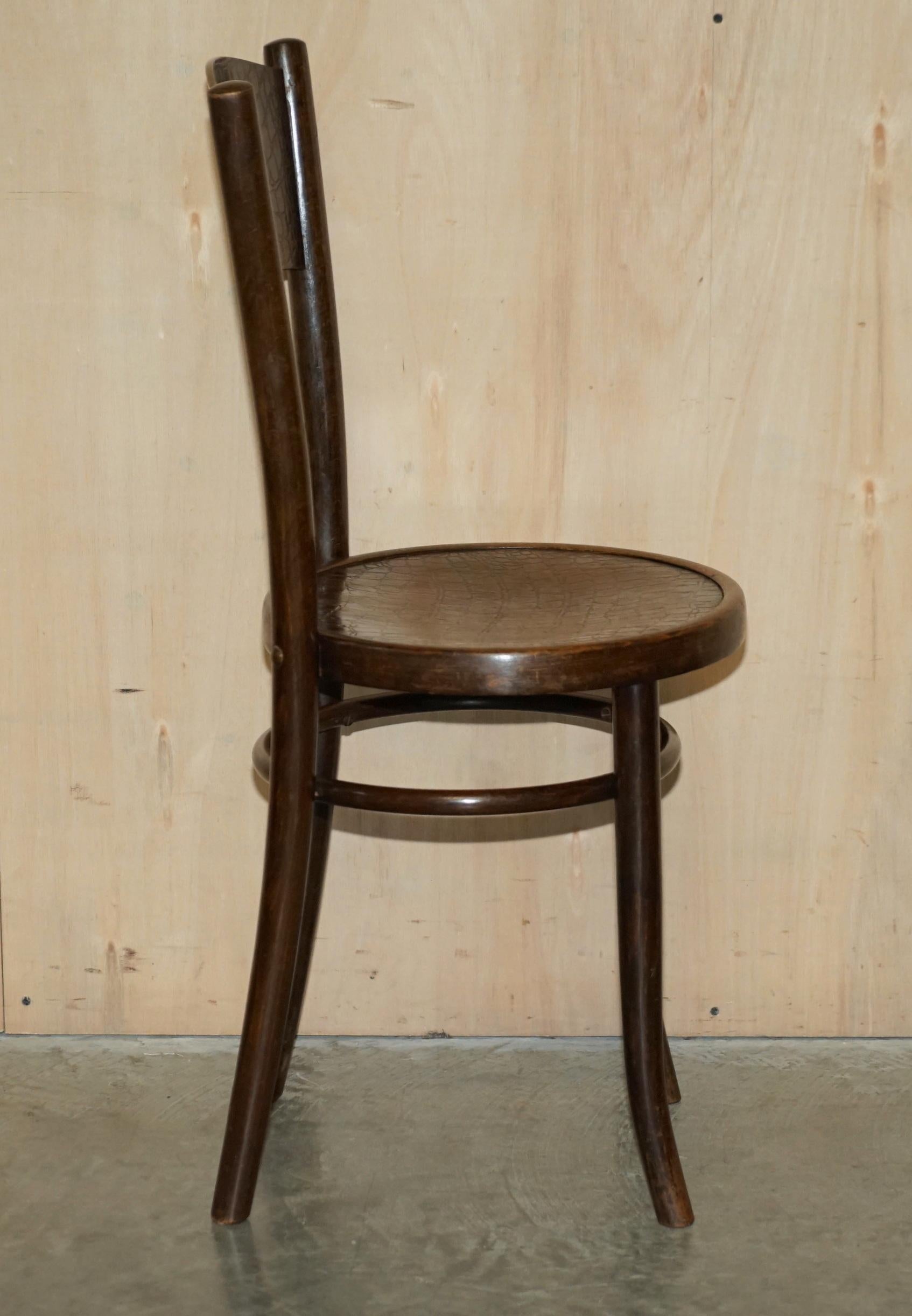 Original circa 1920 Mundus Vienna Austria Bentwood High Back Kitchen Chair en vente 6