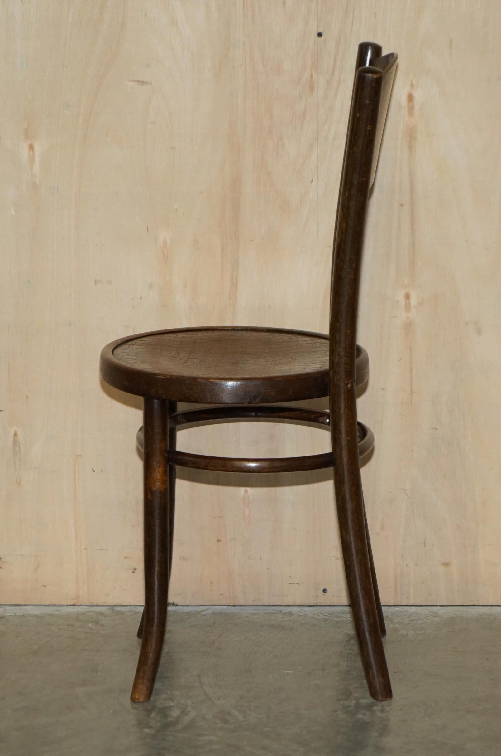Original circa 1920 Mundus Vienna Austria Bentwood High Back Kitchen Chair en vente 8