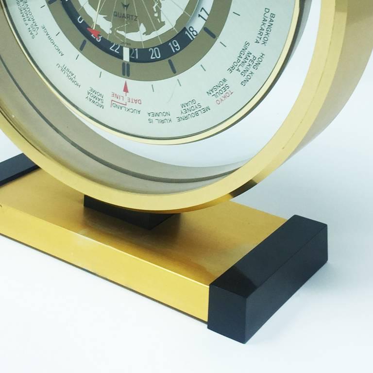 italien Horloge de table citoyenne d'origine en métal, années 1950 en vente
