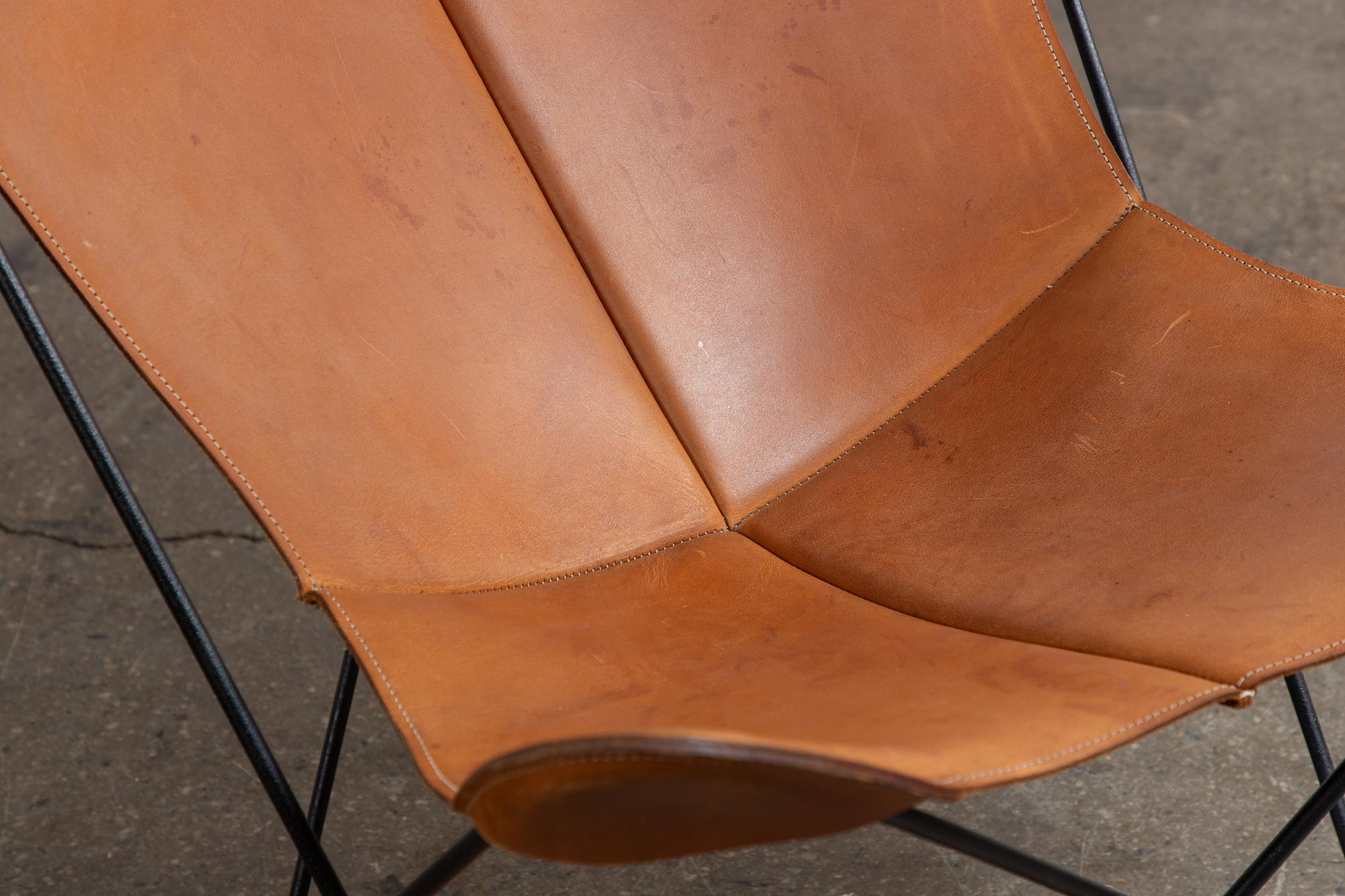 Original Cognac Leather Hardoy Butterfly Chair, Issued by Knoll, 1950s For Sale 2