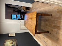 Mesa de granja colonial original de las Indias Orientales Holandesas