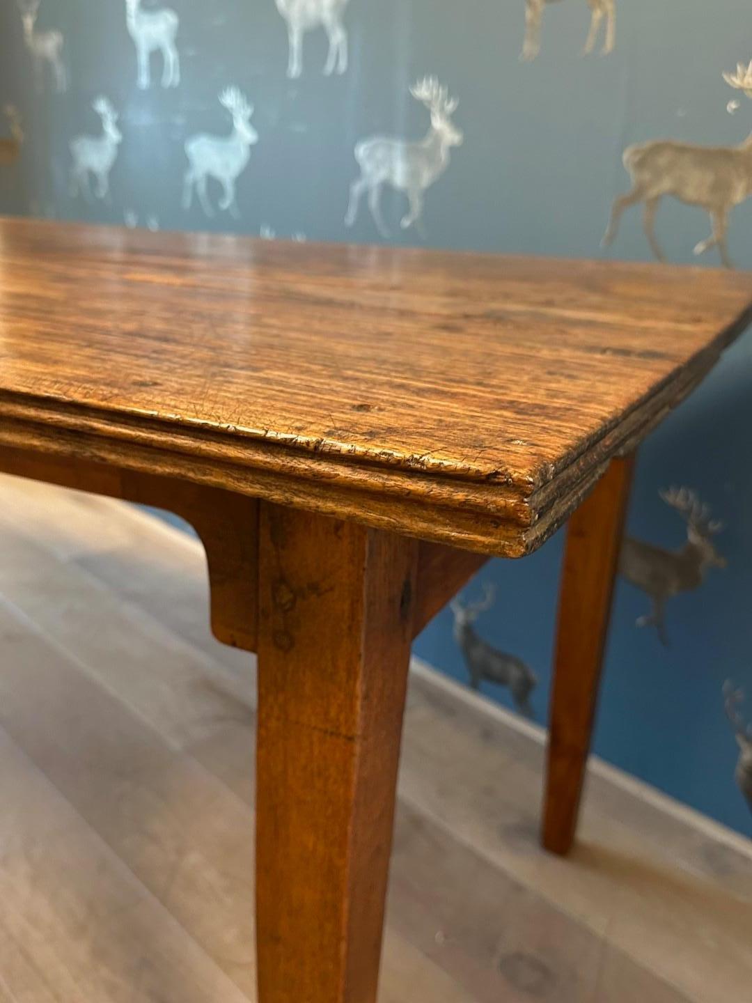 Original colonial farmhouse table For Sale 1