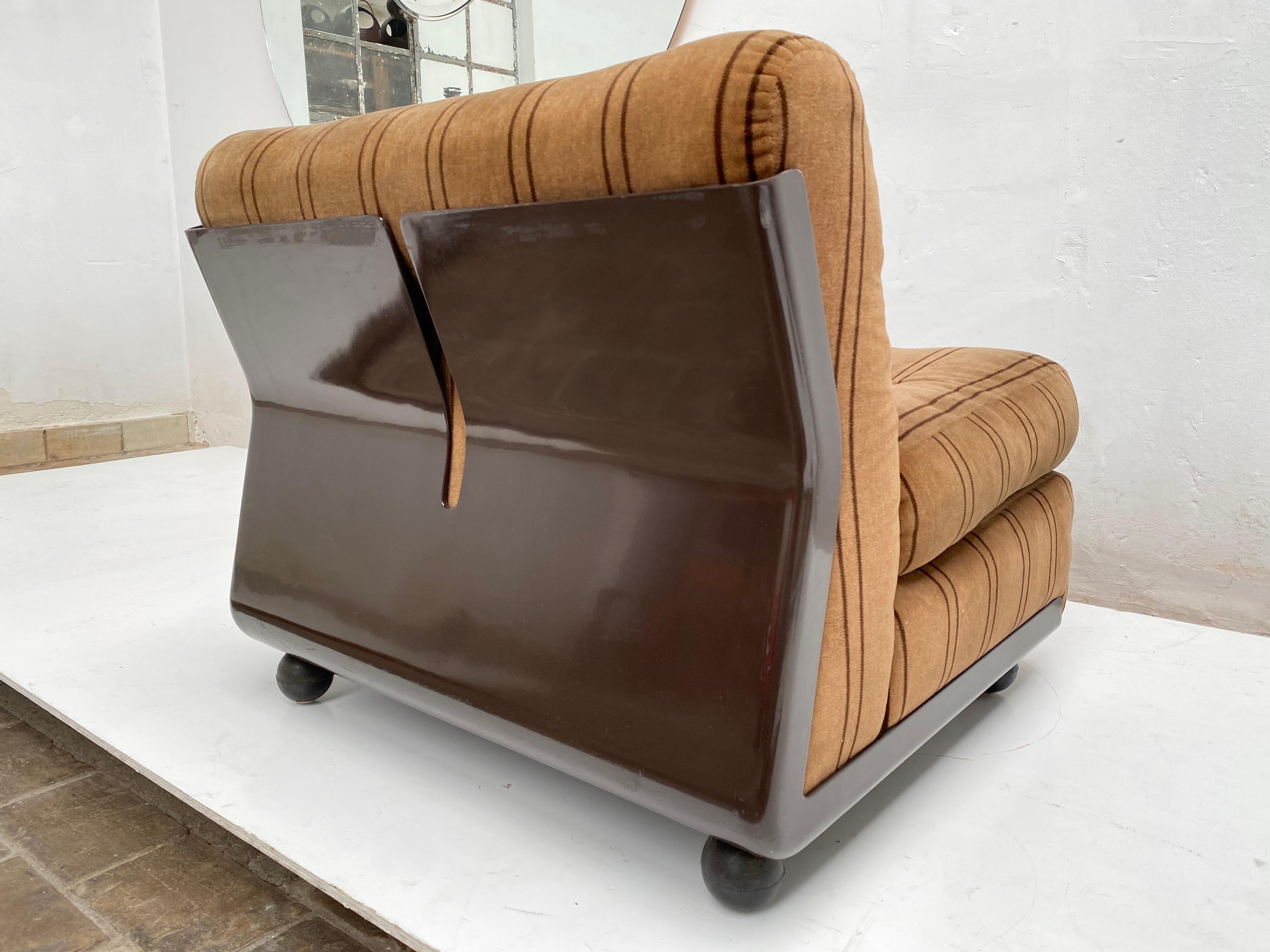 Original Condition Mario Bellini 'Amanta' Lounge Chair B&B Italia Made in 1978 4