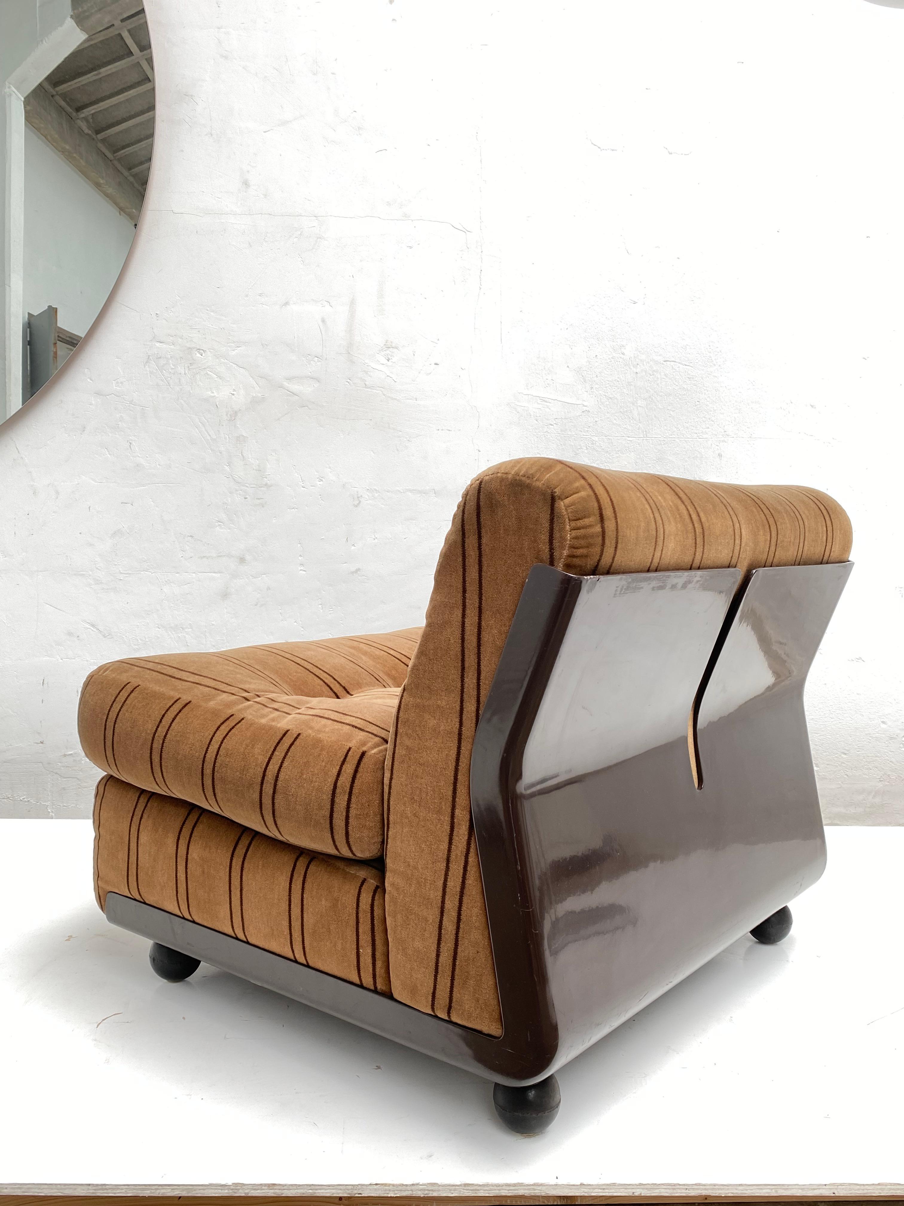 Original Condition Mario Bellini 'Amanta' Lounge Chair B&B Italia Made in 1978 7