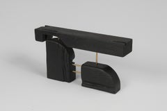 Diseño contemporáneo original, roble quemado con latón, mesa auxiliar única, muebles de madera