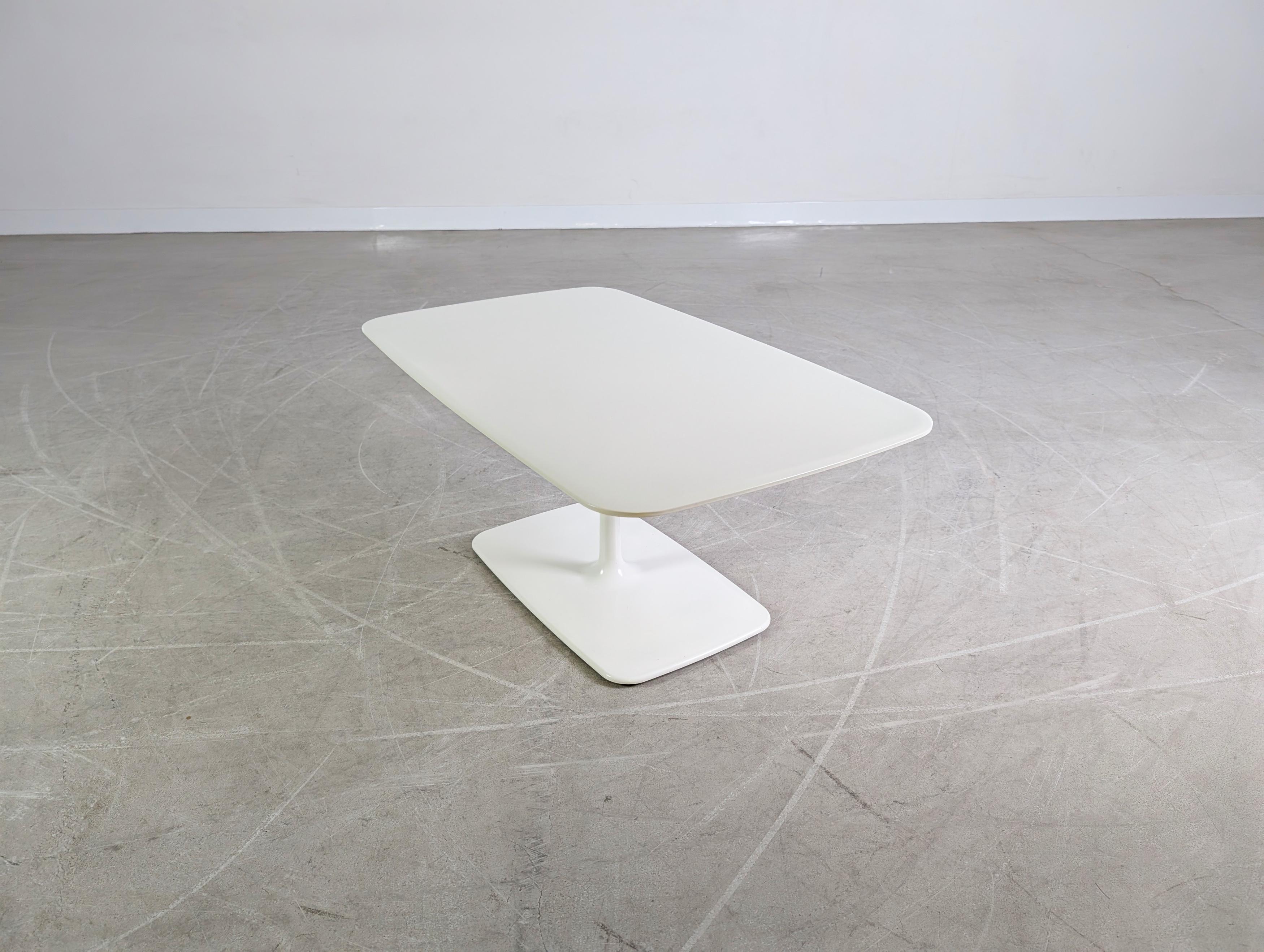 Original COR Jalis 1785 Couchtisch Metall weiß kristallweiß Design Bon état - En vente à Berlin, DE