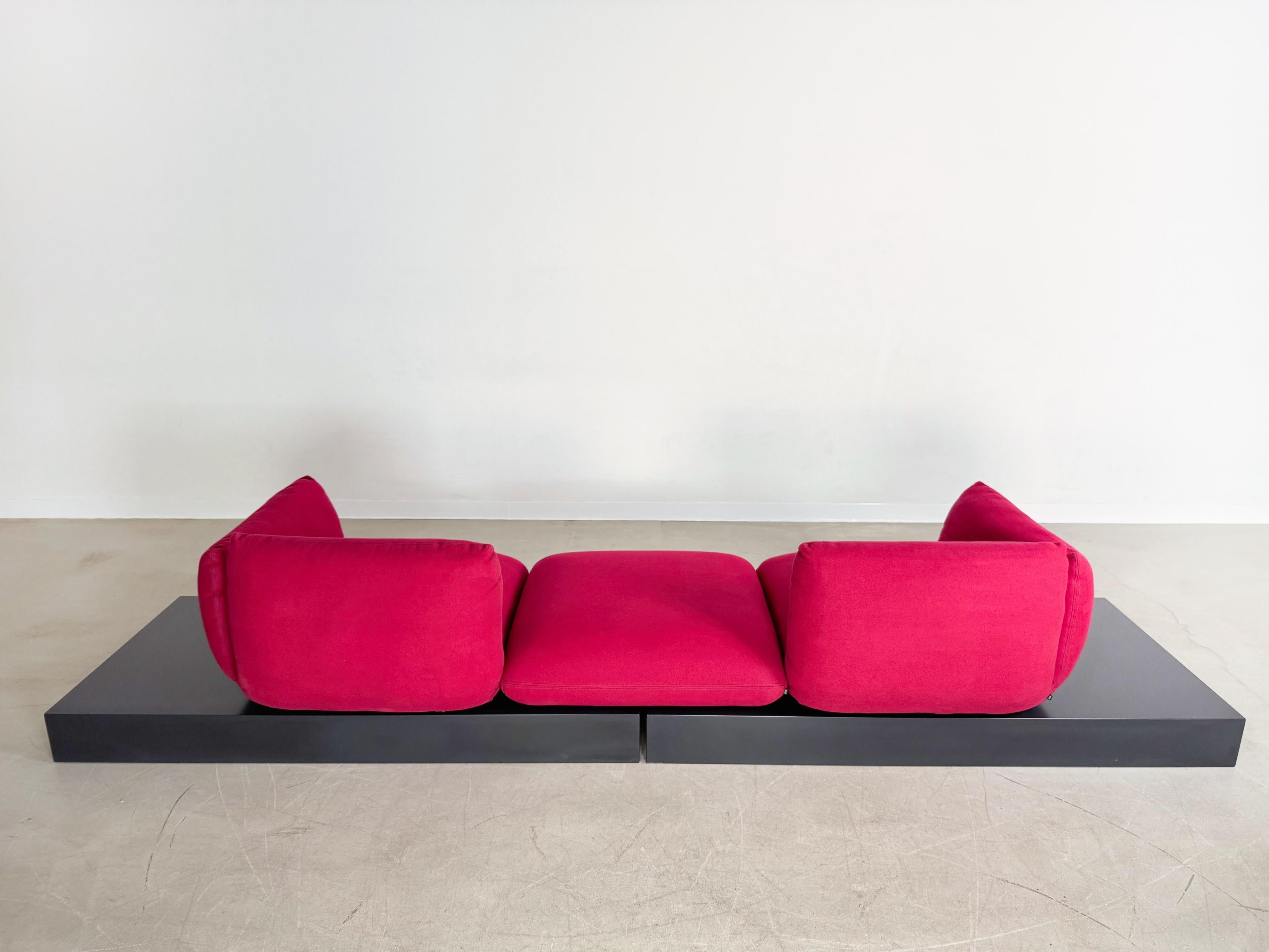 Couchon de canapé COR Jalis Jehs & Laub Filz motif magenta en vente 2