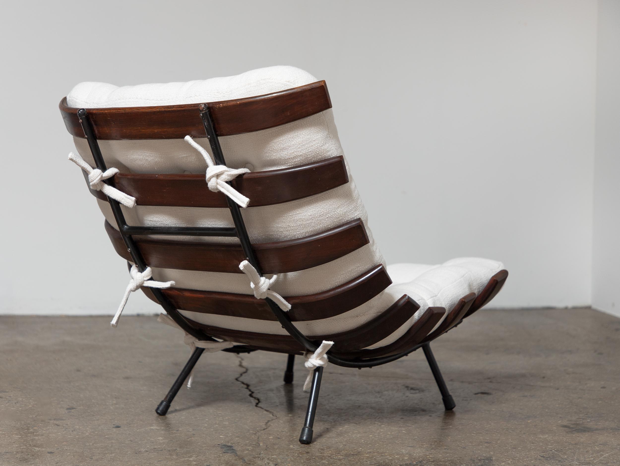 Chaise Costela originale avec ottoman assorti, conçue par Martin Eisler et Carl en vente 6