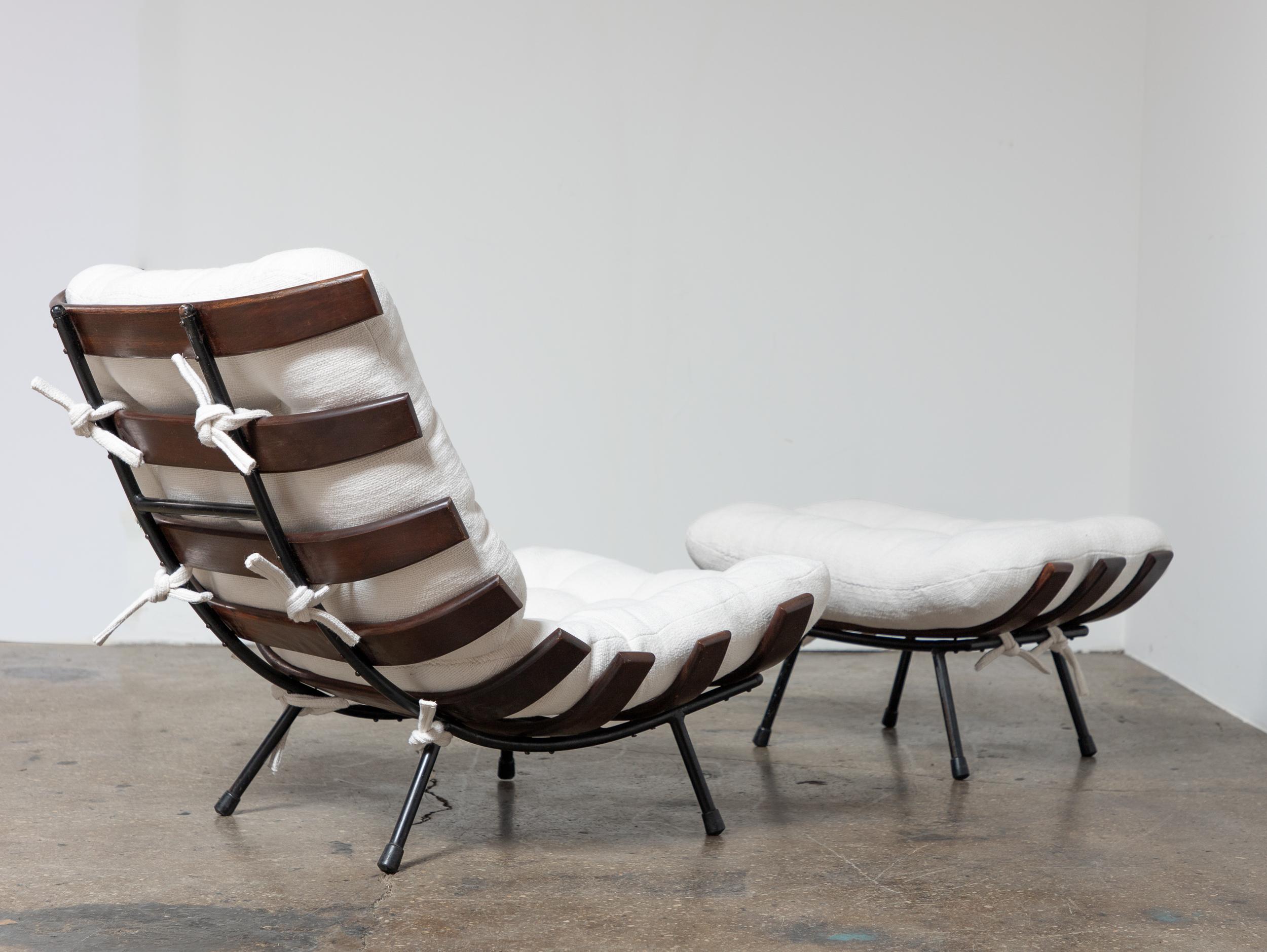 Métal Chaise Costela originale avec ottoman assorti, conçue par Martin Eisler et Carl en vente
