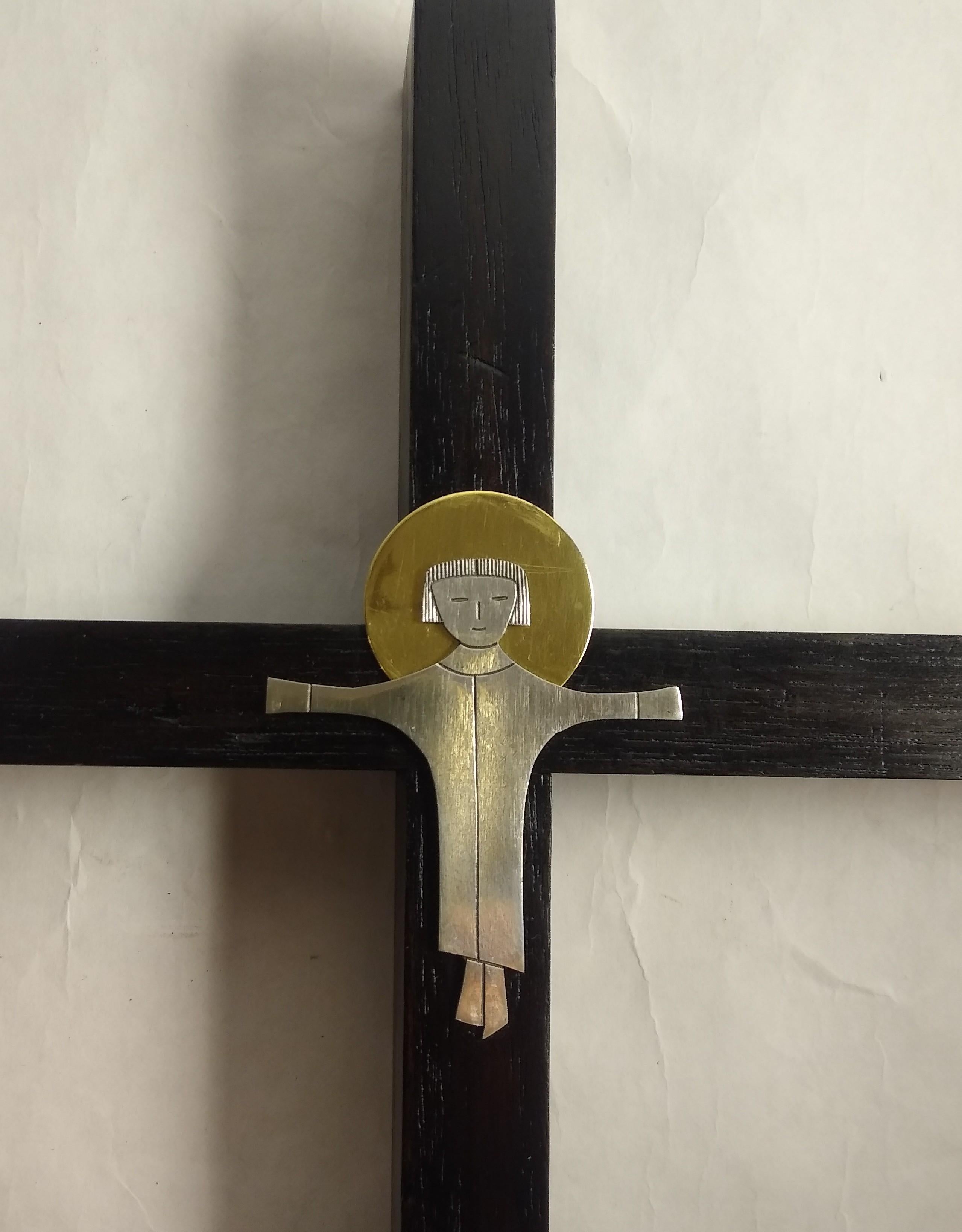 Original Kreuz aus Holz mit Figur des Christus in Sterling und Messing von EMAUS, Mexiko (Mexikanisch) im Angebot