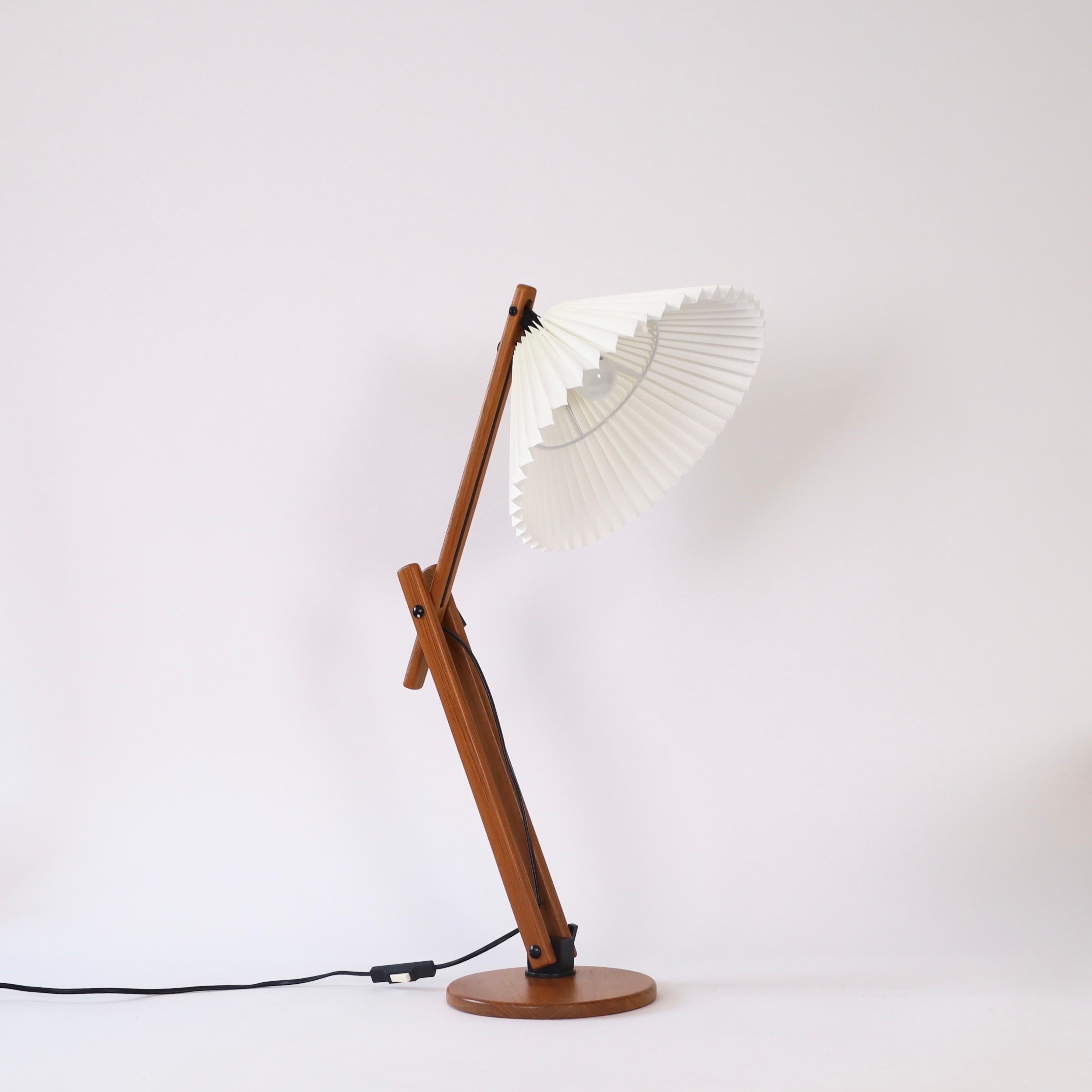 Dänische Caprani-Schreibtischlampe, 1970er-Jahre, Dänemark im Angebot 3