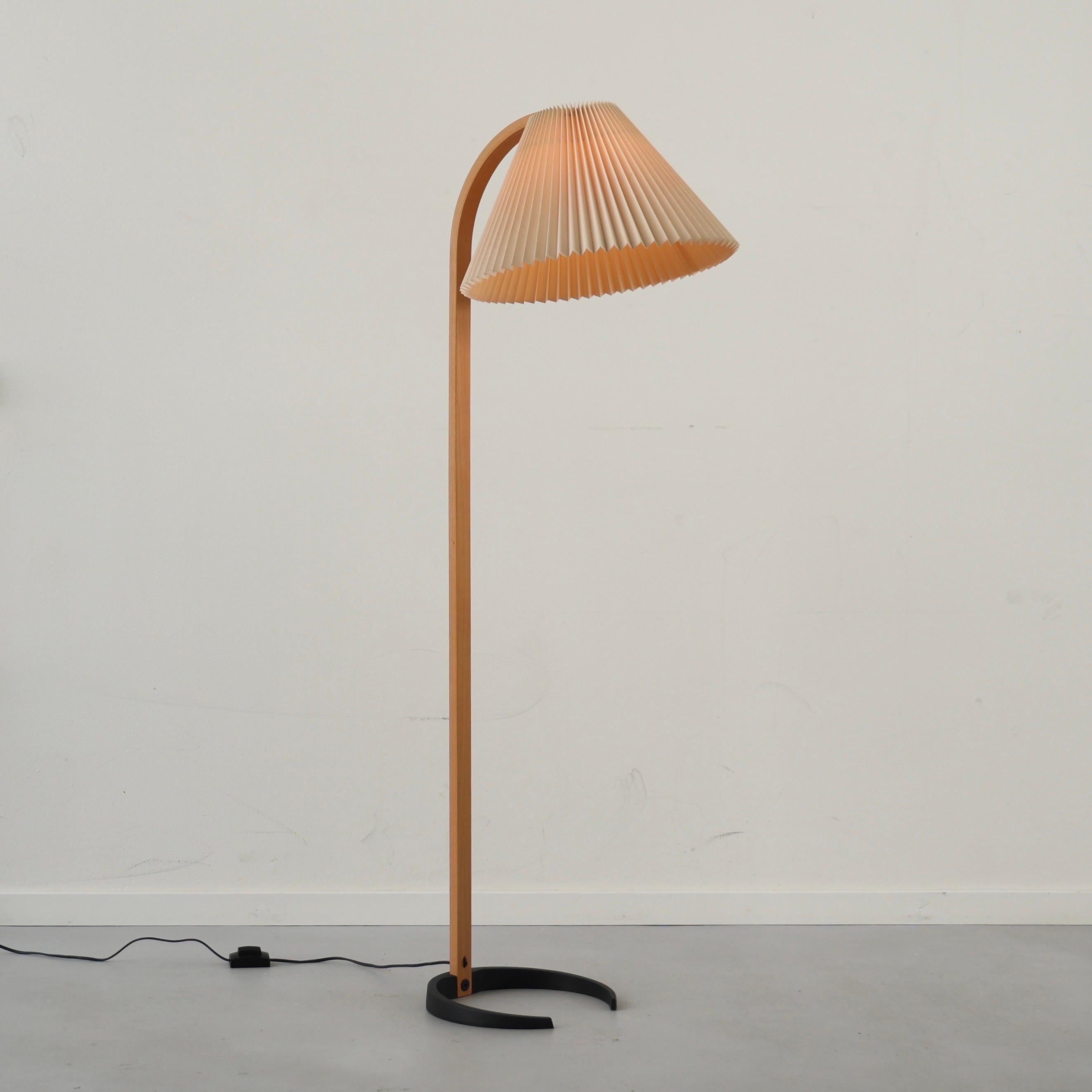 Original Danish Caprani Floor Lamp, 1970s, Denmark For Sale 1