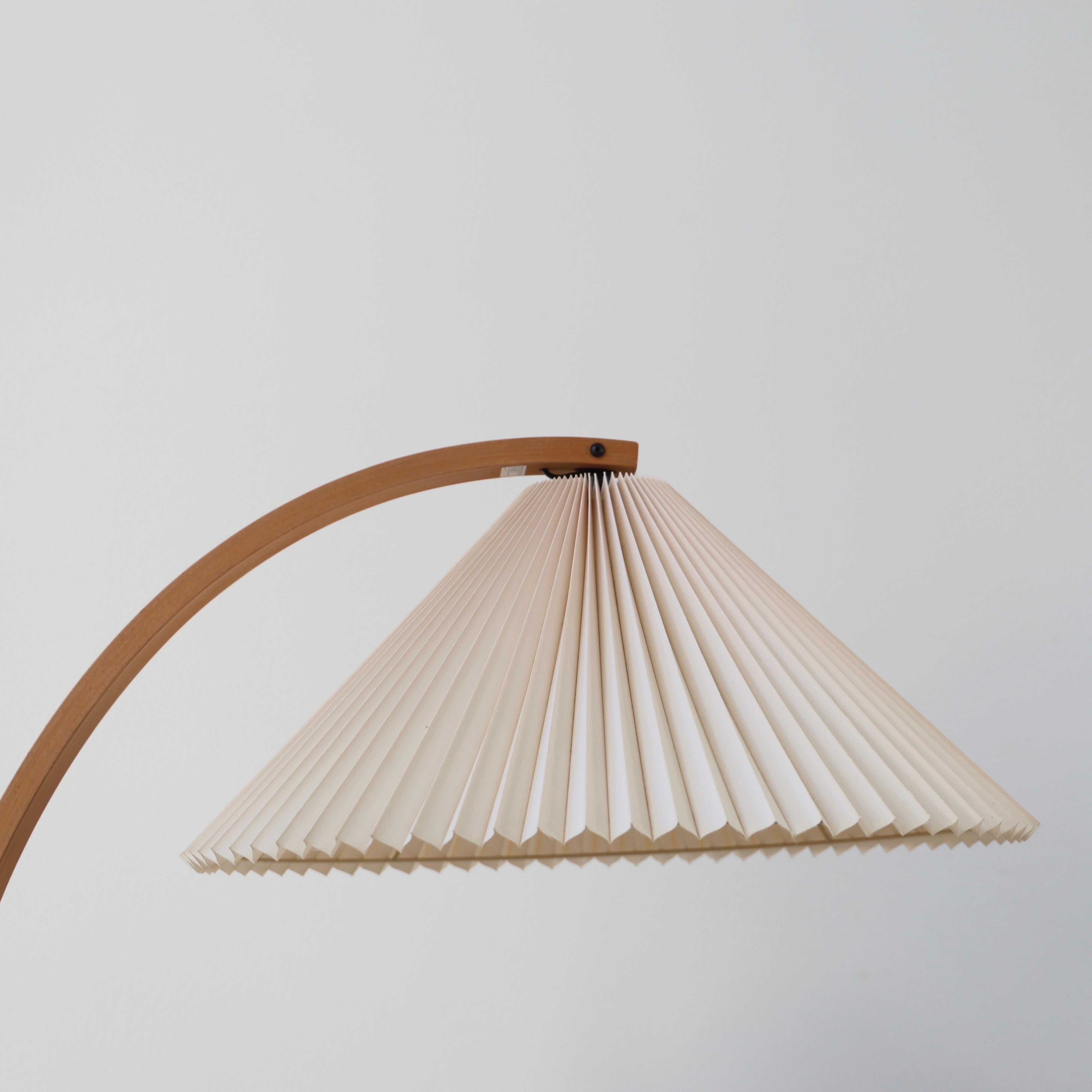 Lámpara de pie original danesa Caprani, años 1970, Dinamarca en venta 1