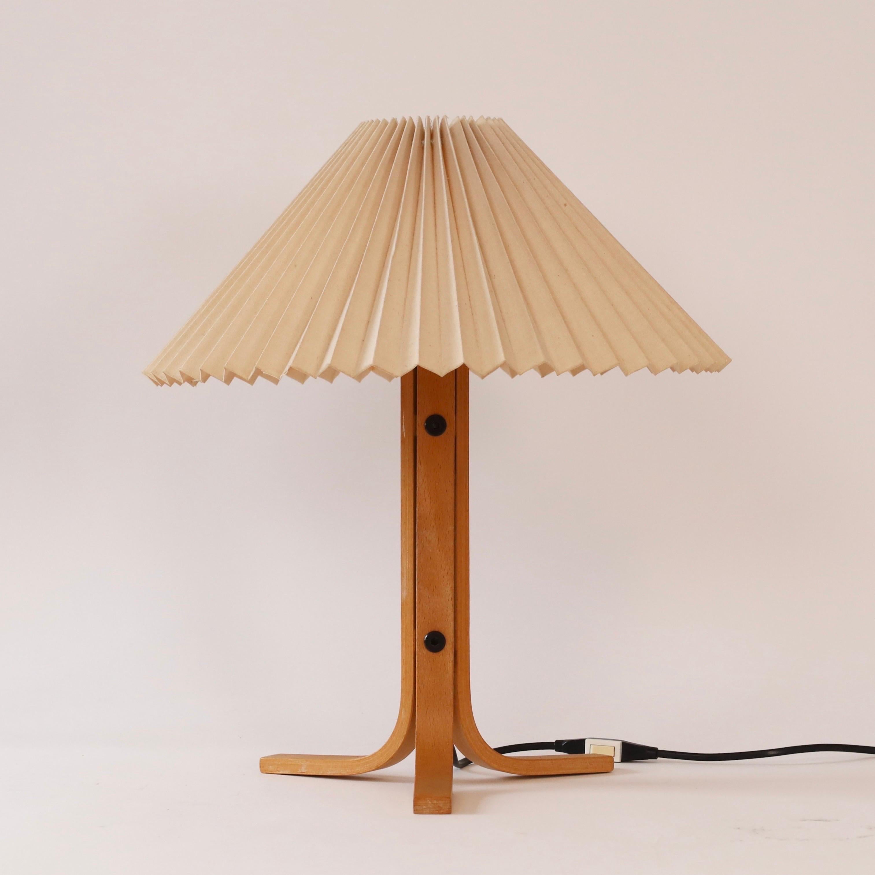 Late 20th Century Original Danish Caprani Tripod Desk Lamp, 1970s, Denmark For Sale