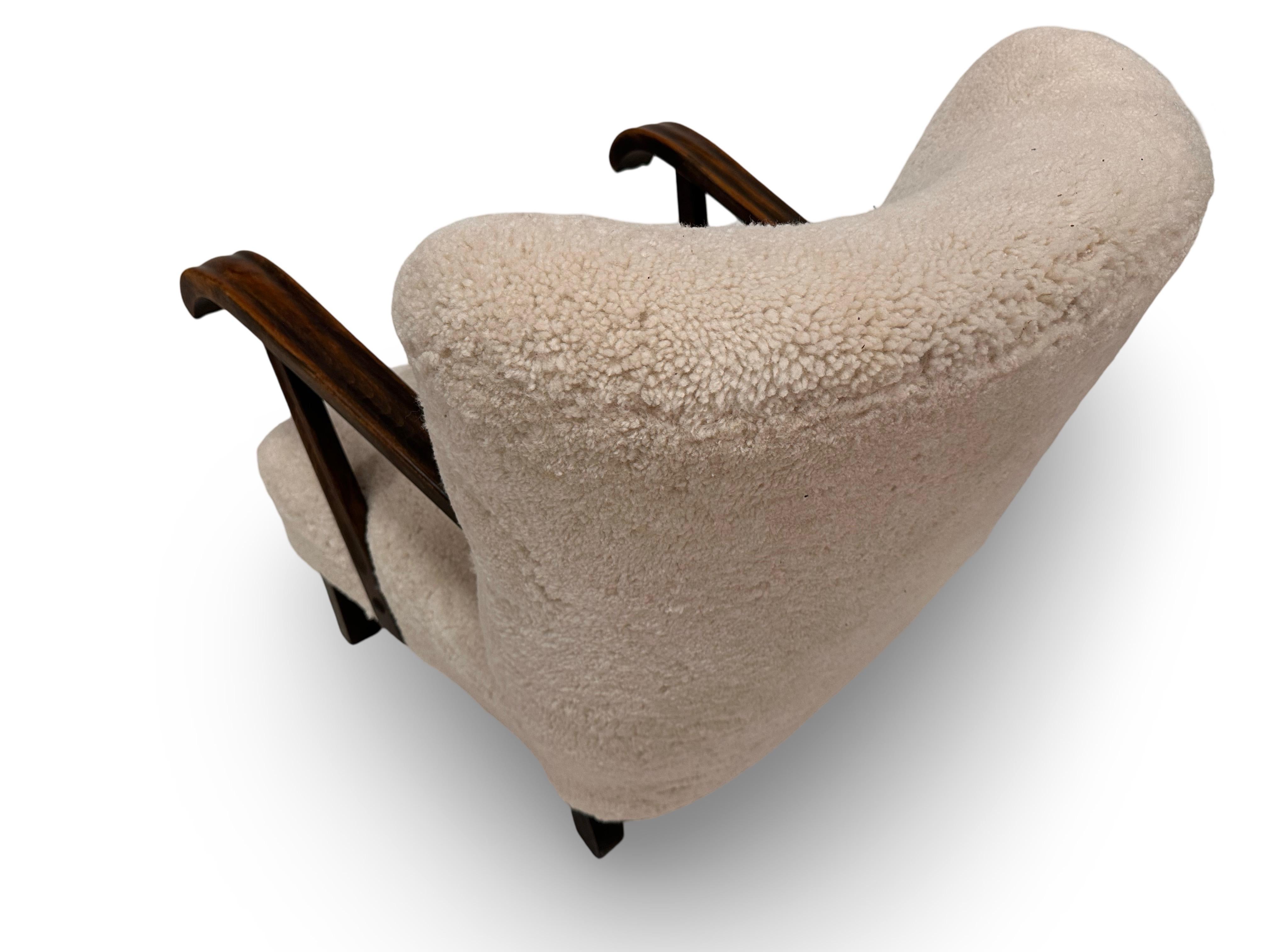 Lana Sedia originale danese Fritz Hansen, modello 1582 in lana vergine.