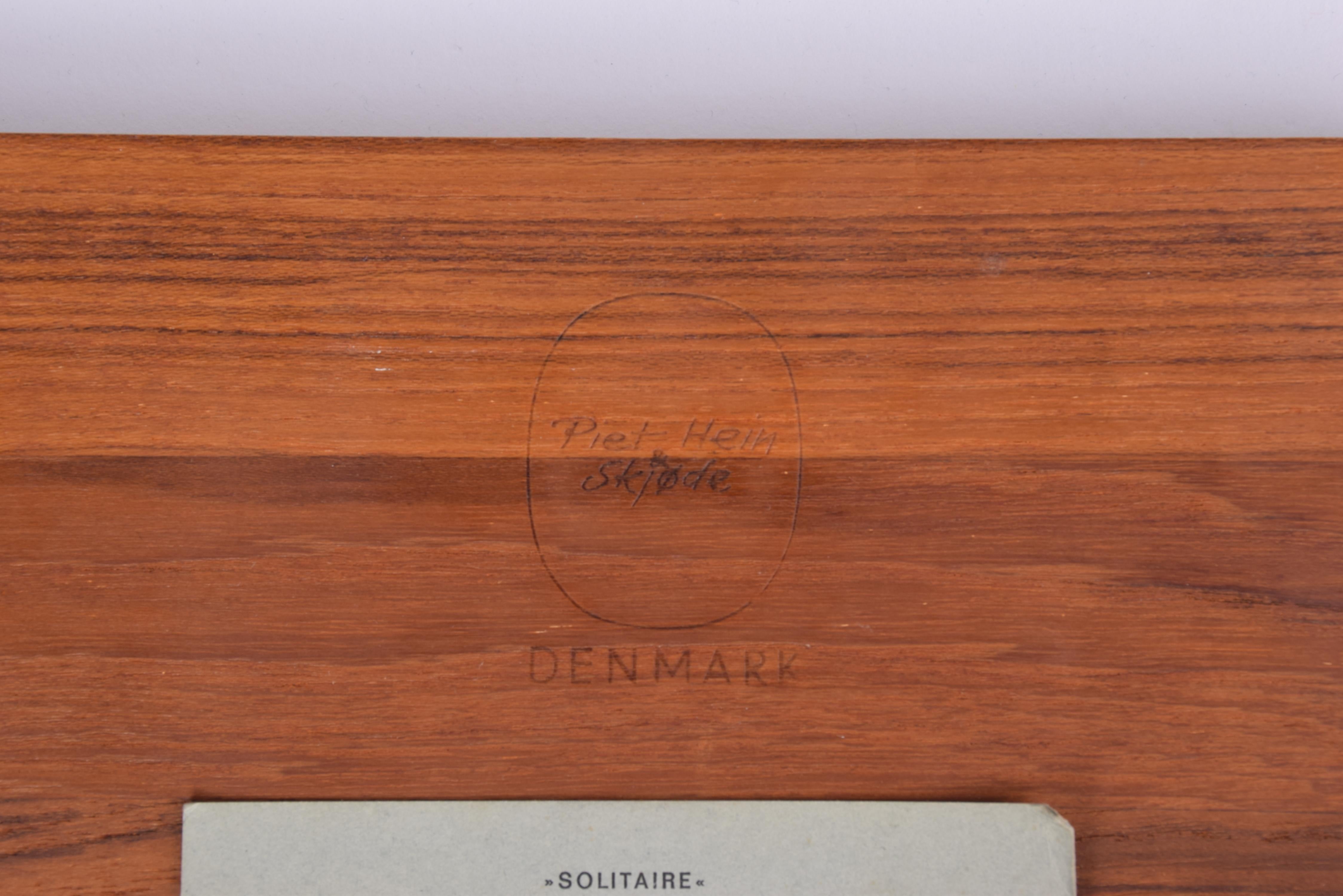 Originales dänisches Piet Hein „Solitaire“ Teakholz-Karton-Spielset, komplettes Set, Vintage 1960er Jahre im Angebot 1
