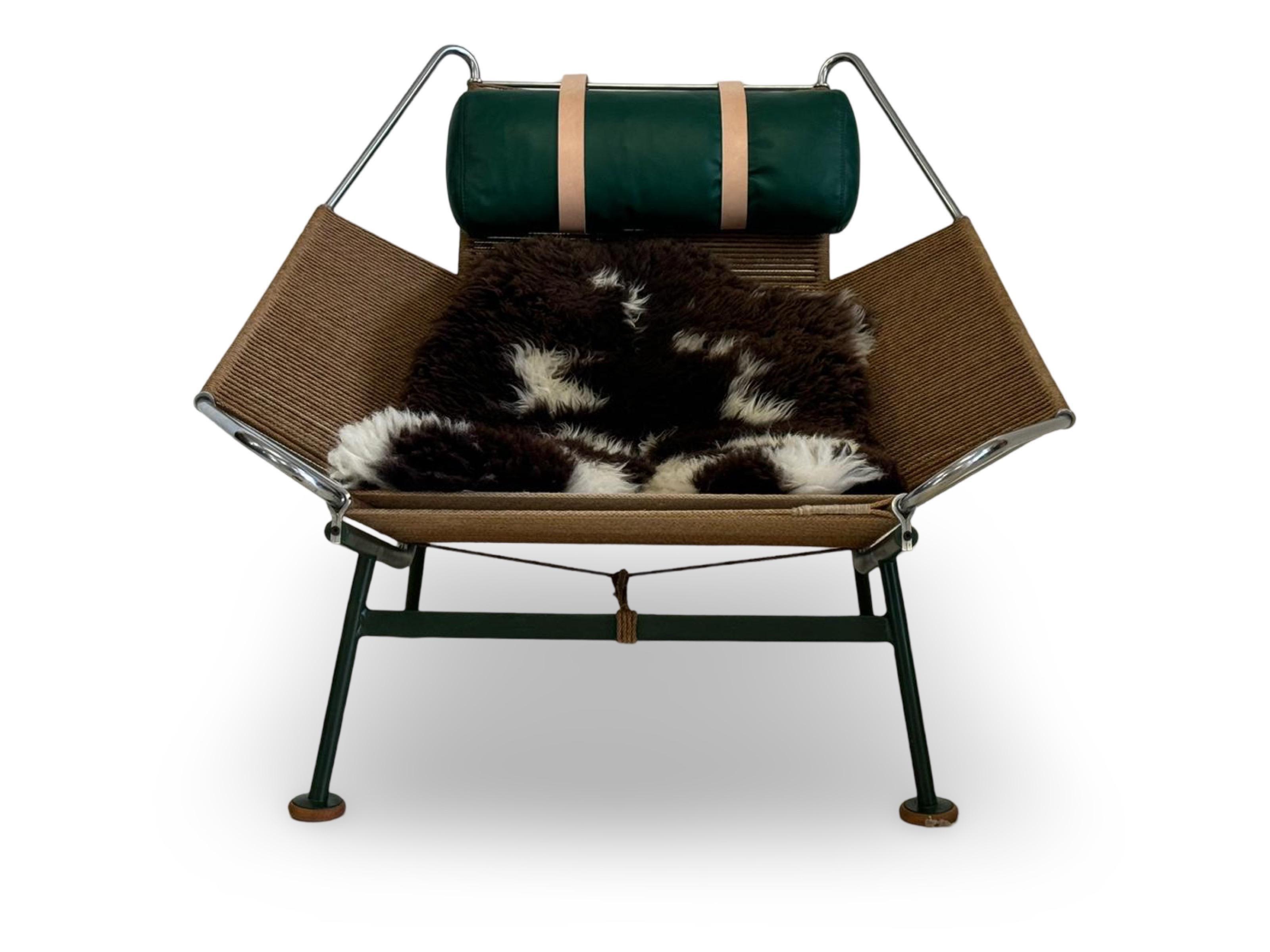 Scandinavian Modern Early Danish Vintage Flag Halyard Chair designed by Hans Jørgen Wegner.