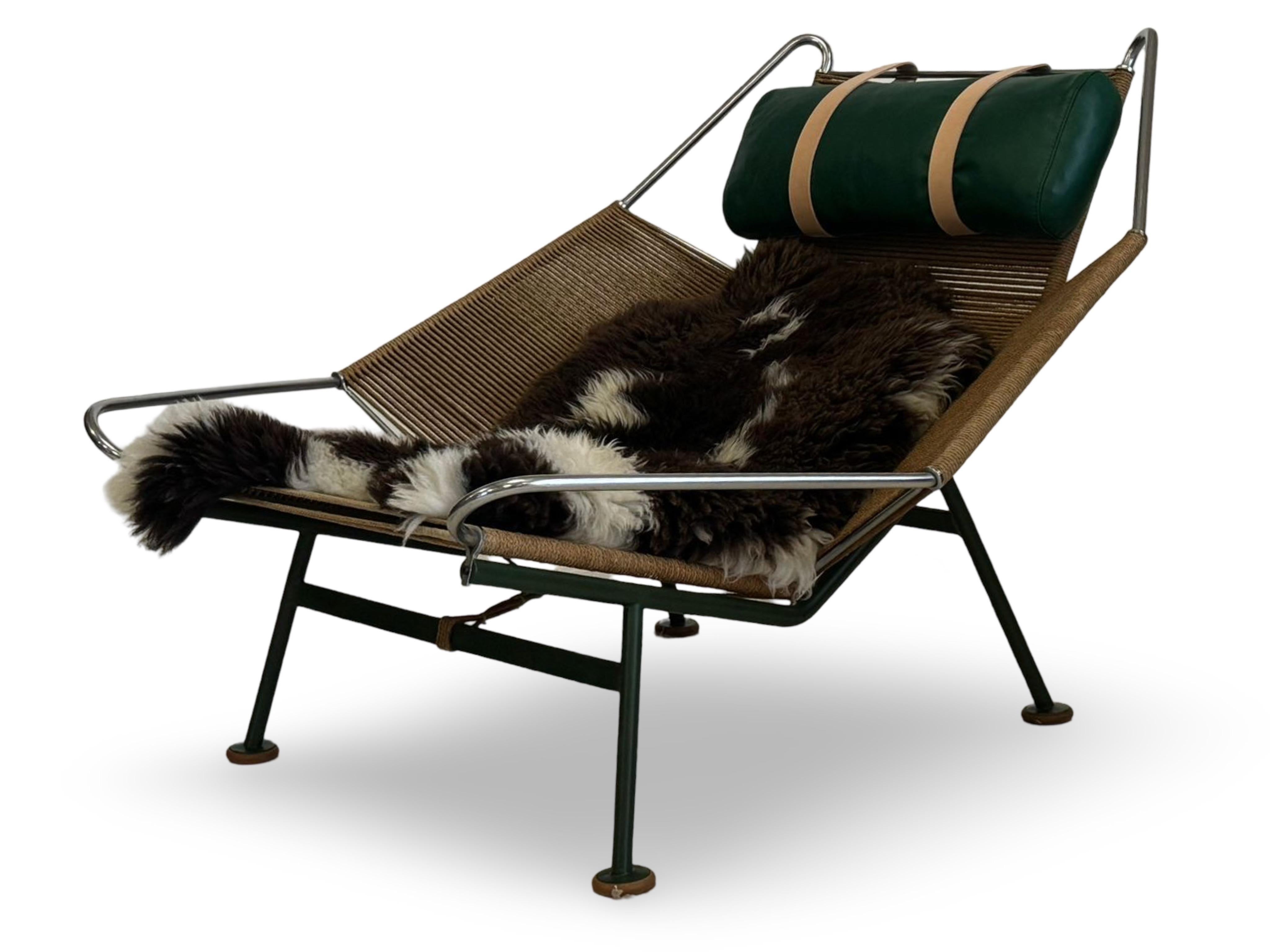 Early Danish Vintage Flag Halyard Chair designed by Hans Jørgen Wegner. In Good Condition In København K, DK