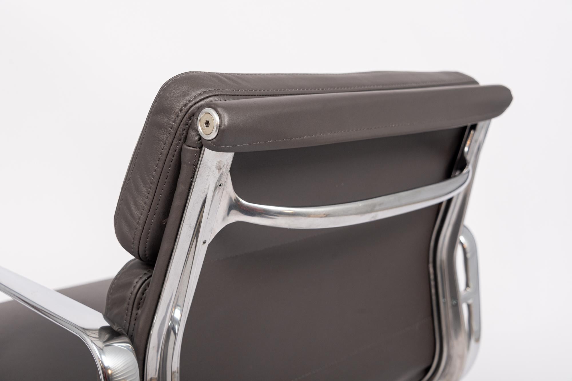 Original Bürostuhl aus dunkelgrauem Leder von Eames für Herman Miller 2