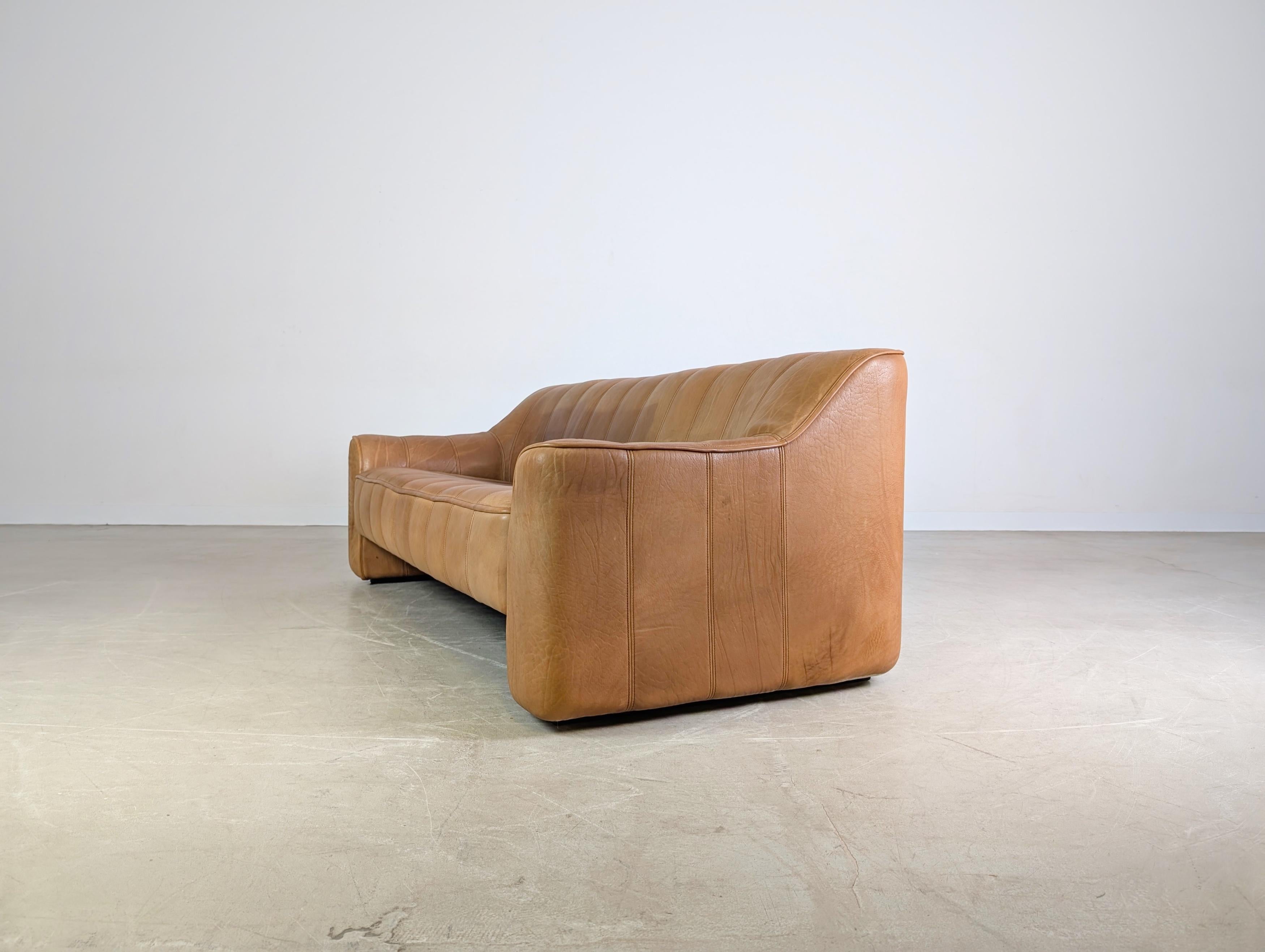Original de Sede DS44 Dreisitzer Büffelleder Sofa Couch Bon état - En vente à Berlin, DE