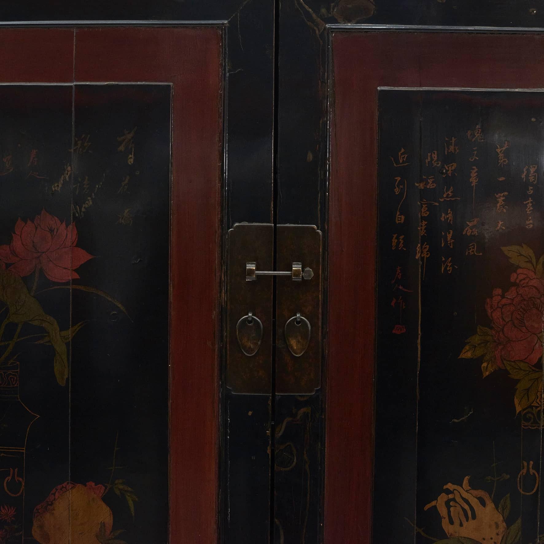 Lacquered Original Decorated Cabinet, from Fujian Province 1860 - 1880 For Sale