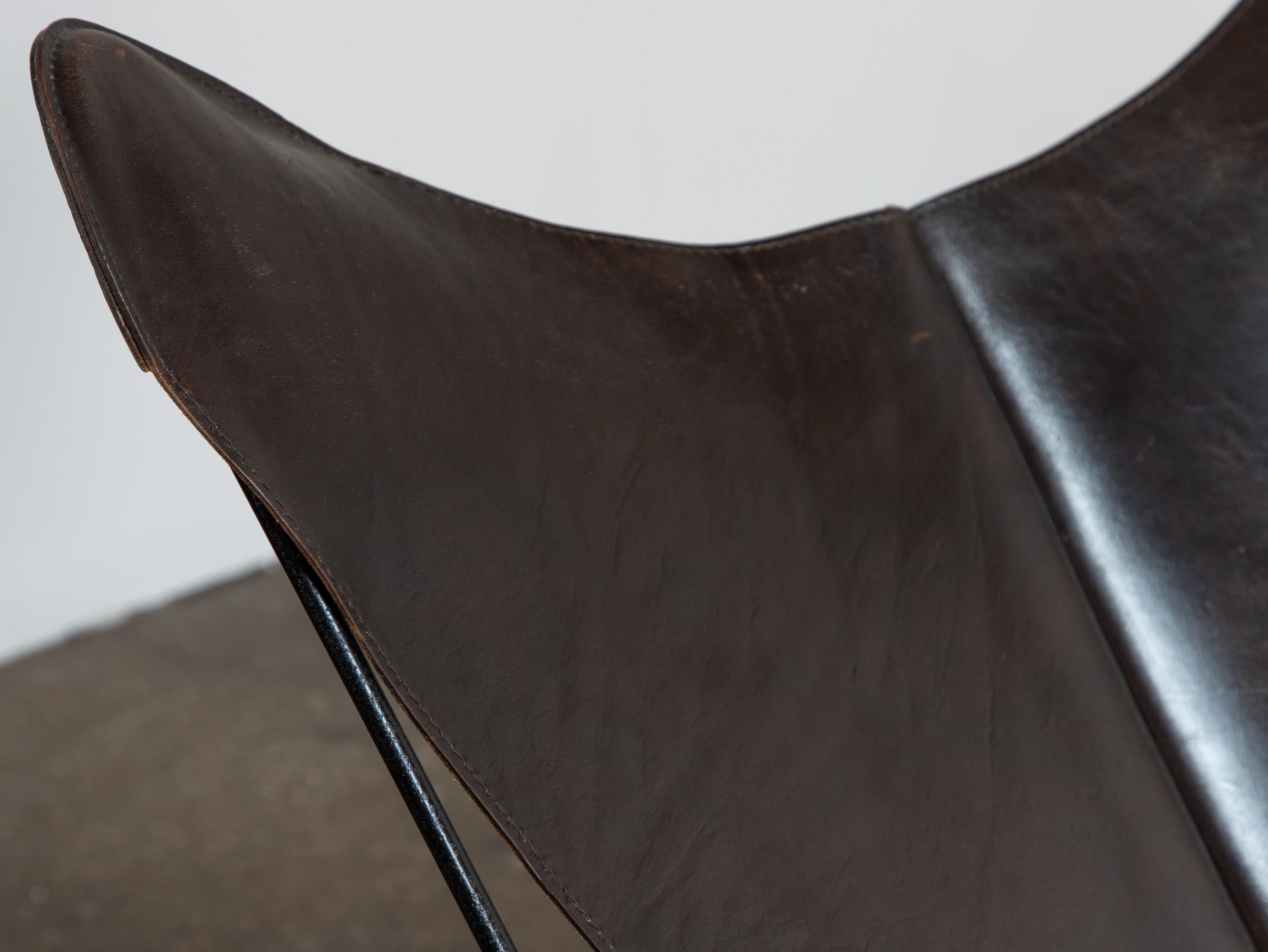 Original Deep Brown Leather Hardoy Butterfly Chair, Issued by Knoll, 1950s For Sale 2