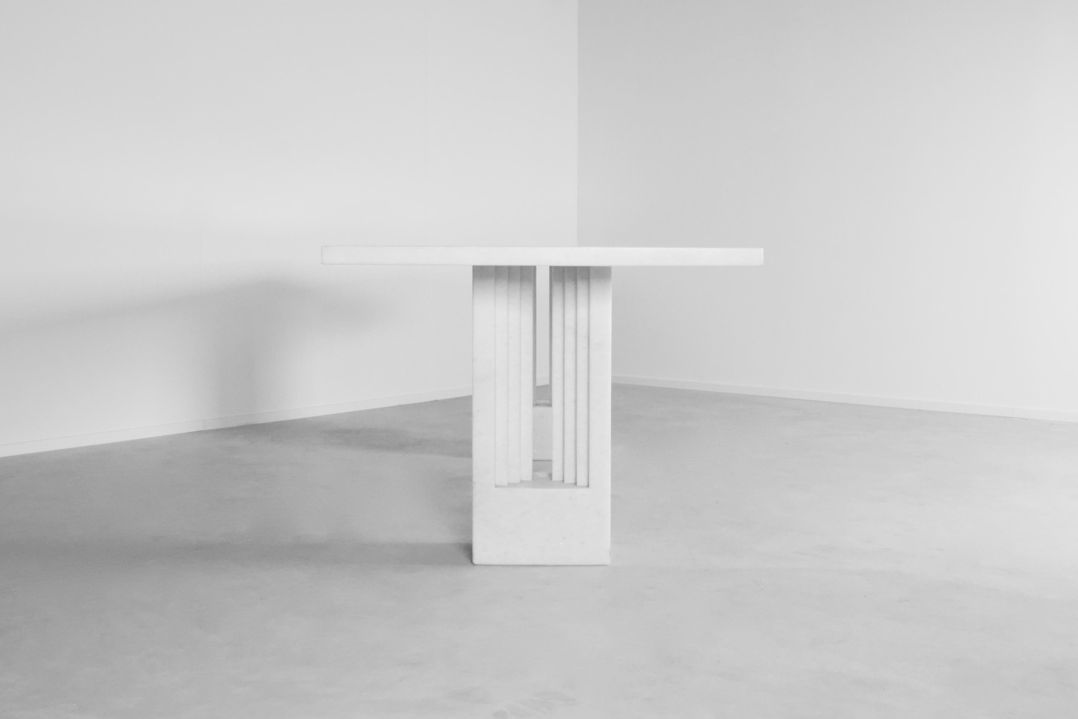 Original „Delfi-Tisch“ von Carlo Scarpa für Simon Gavina, 1968, Cristallo-Marmor (Moderne der Mitte des Jahrhunderts)