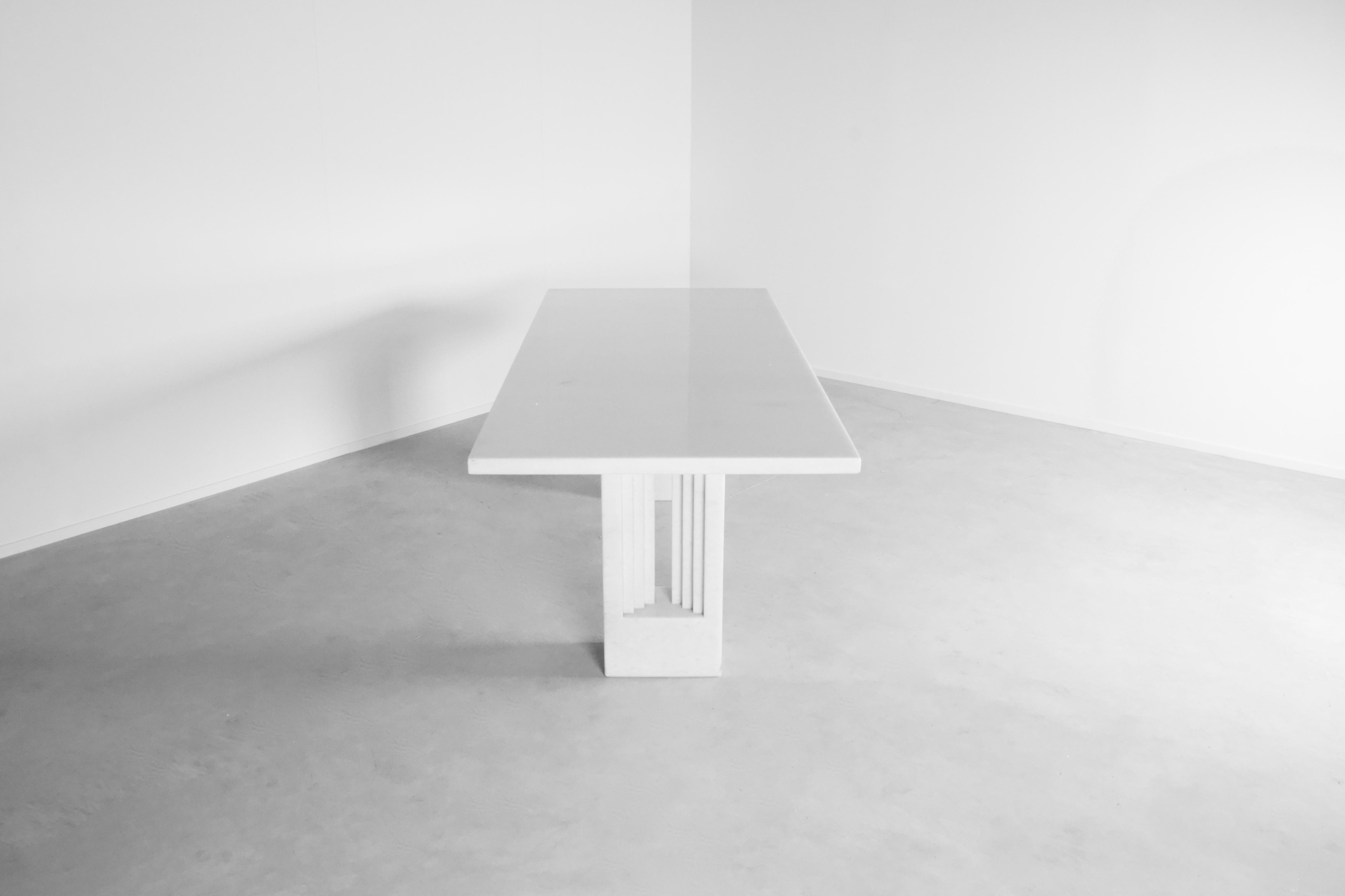 Original „Delfi-Tisch“ von Carlo Scarpa für Simon Gavina, 1968, Cristallo-Marmor (Italienisch)