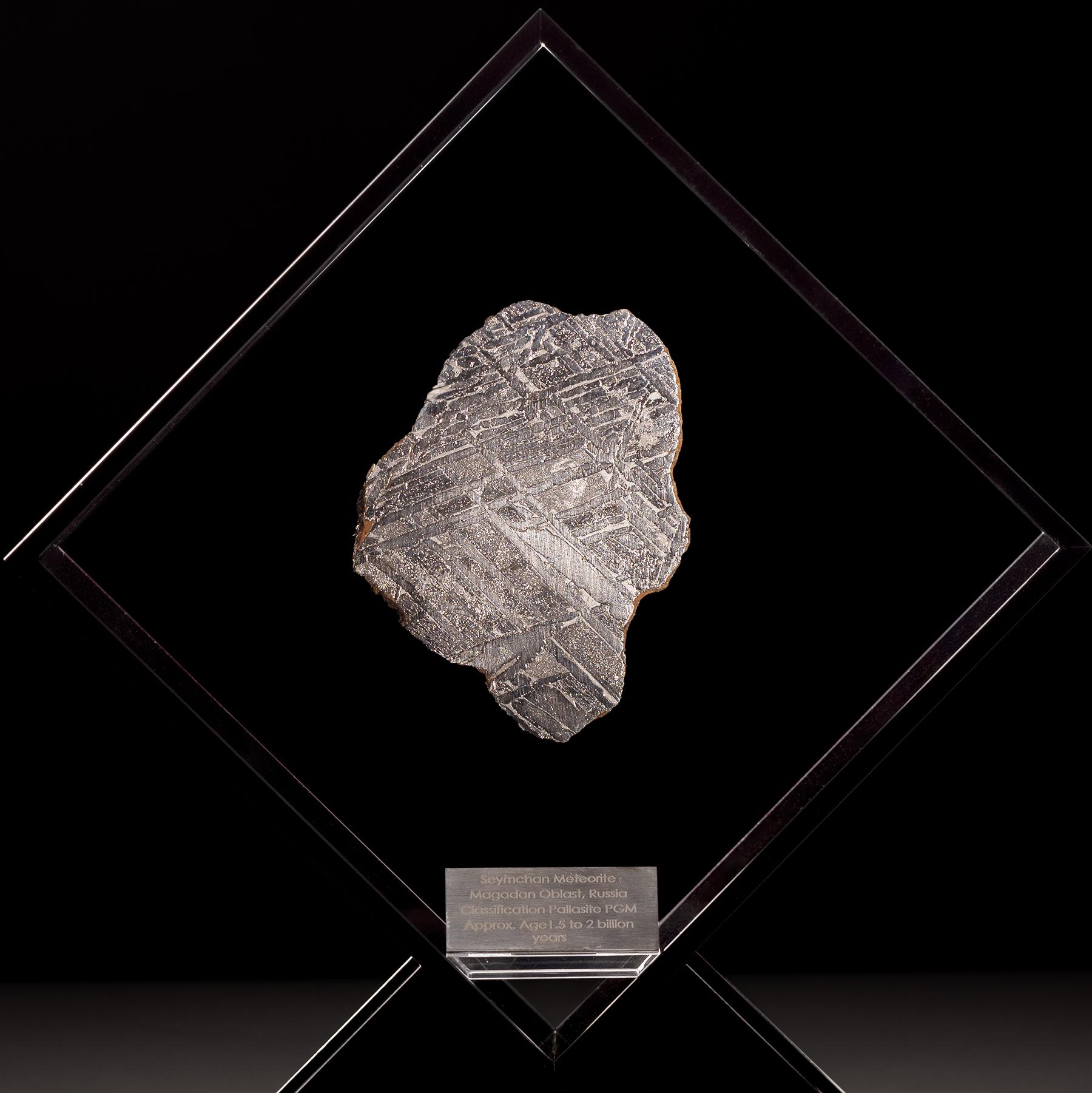 Original Design, Seymchan Meteorite in a Black Acrylic Display In New Condition In Polanco, CDMX
