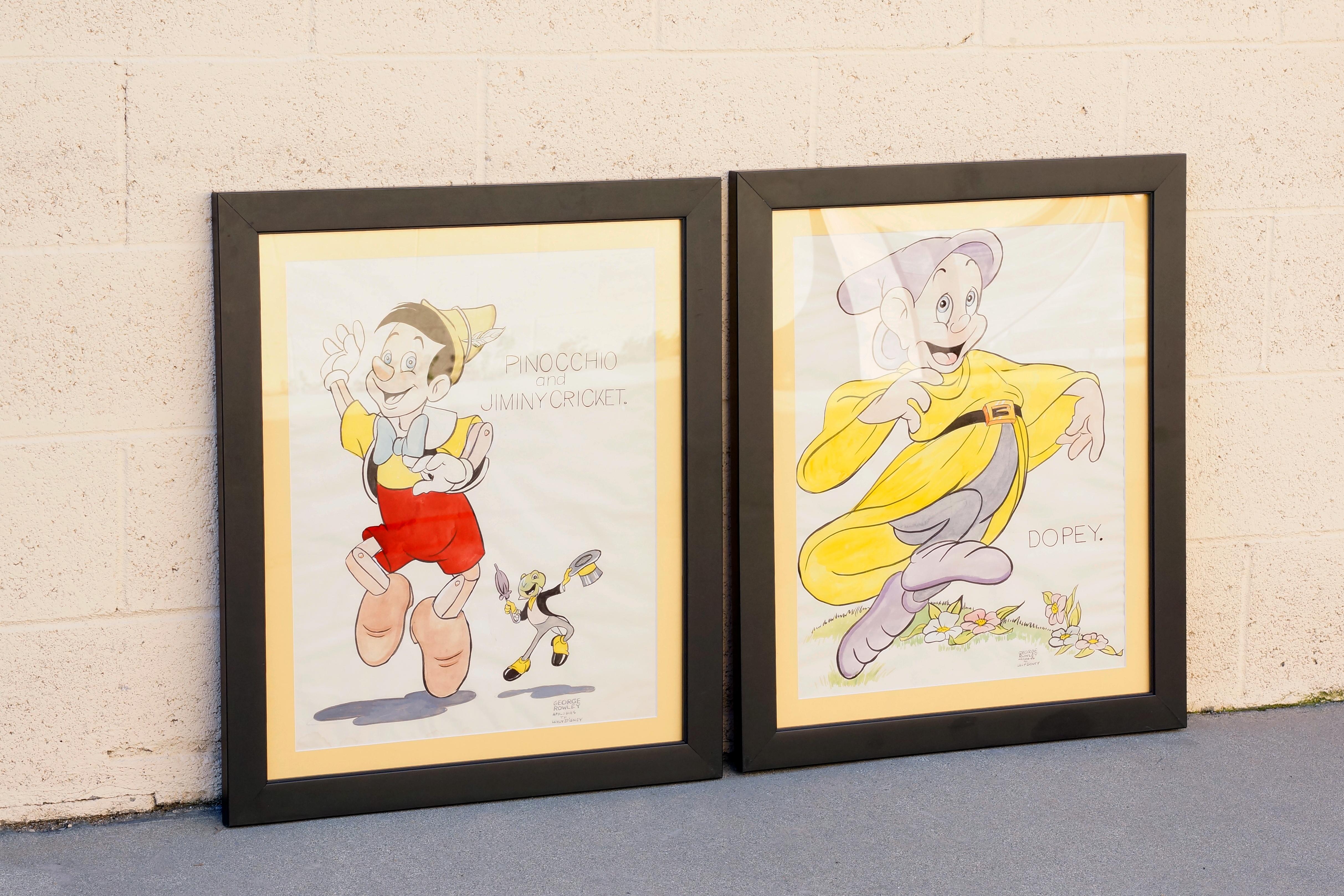 Coppia di allegre illustrazioni originali a penna e inchiostro del primo animatore di Walt Disney Studios George Rowley (1905-1991). Rowley ha iniziato la sua carriera alla Disney nel 1936 e ha animato film come 