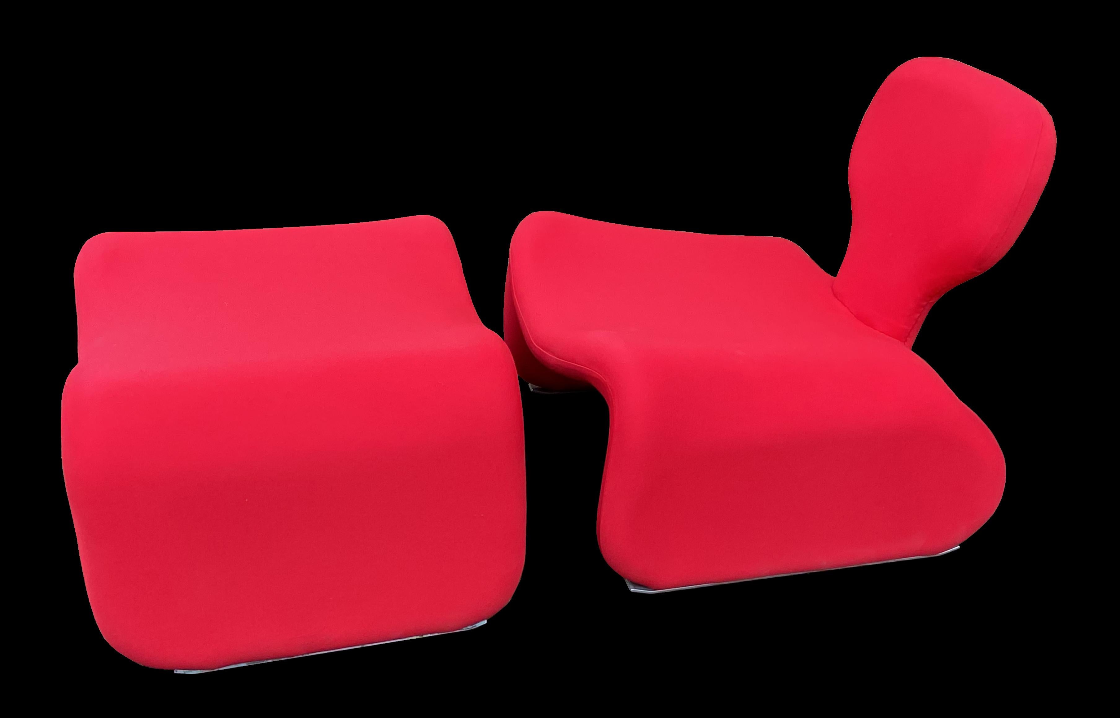 This is an original chair and stool as seen in 2001 a space odysee freshly upholstered in red, in perfect condition.
the dimensions shown are for the chair alone, the ottoman dimensions are 40cm high, 60 cm deep and 67 cm wide.