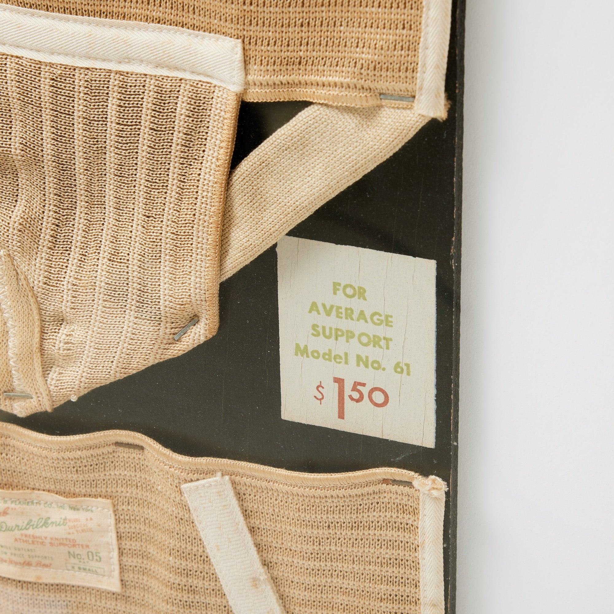 Original Duribilknit Athletic Supporter Merchandising Display für JB Flaherty Co, Original im Zustand „Hervorragend“ im Angebot in Sagaponack, NY