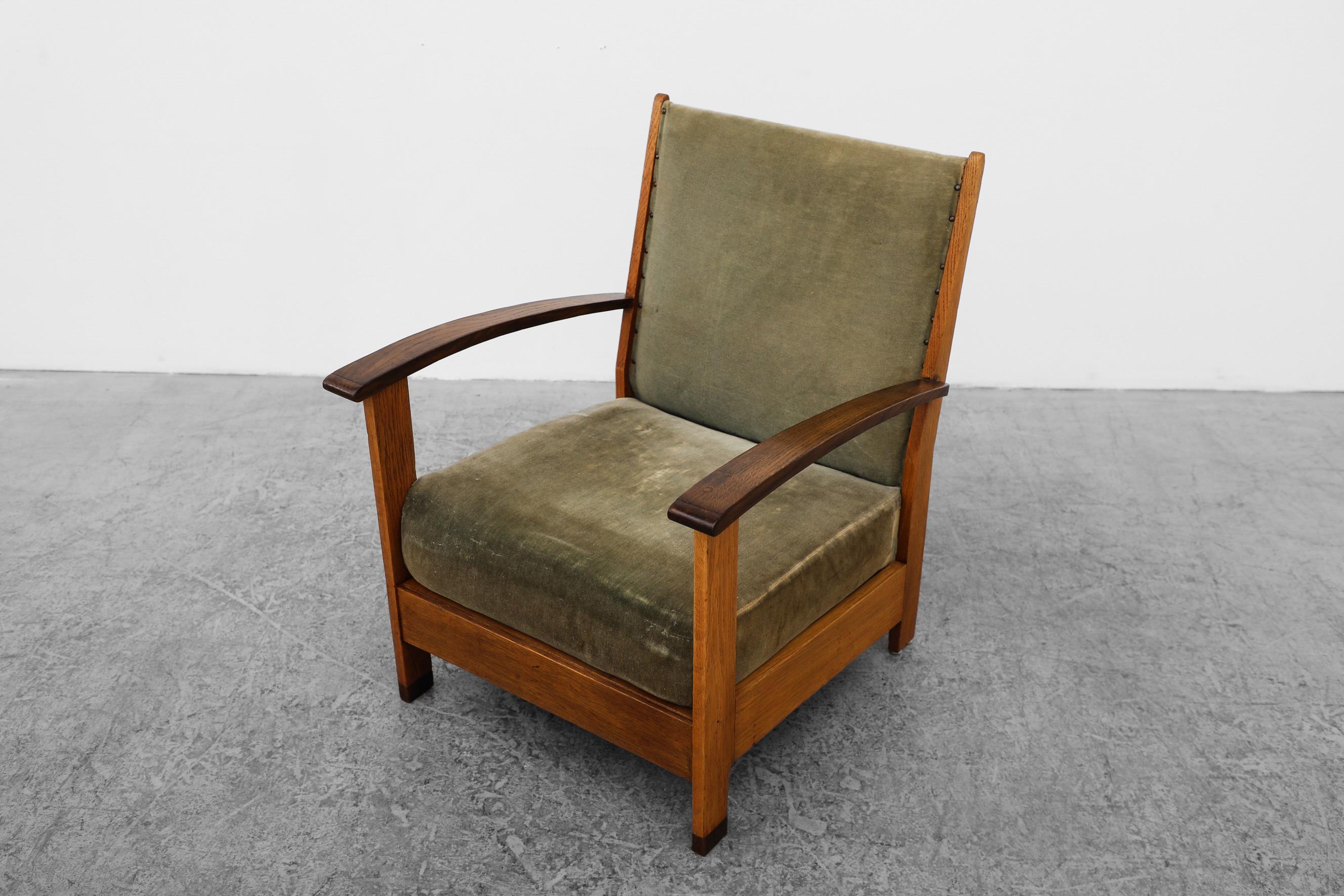 Original Dutch Art Deco Oak Lounge Chair w/ Curved Armrests & Green Upholstery For Sale 4