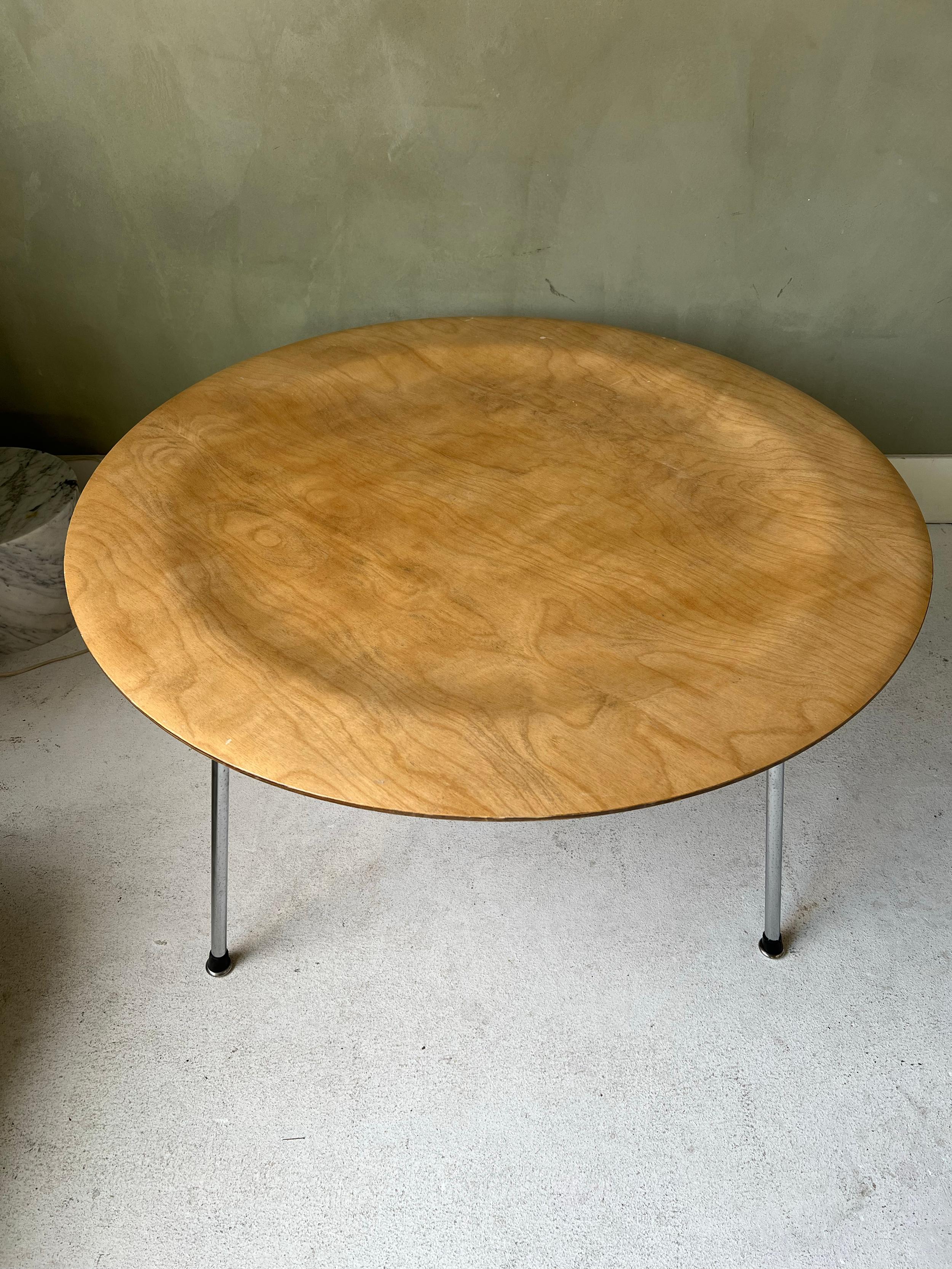 Vintage Eames CTM in original condition. Missing the label but all the glides are present. Great condition for a table of this age with just a few light spots on the top (see pictures). Beautiful table ready to use. 