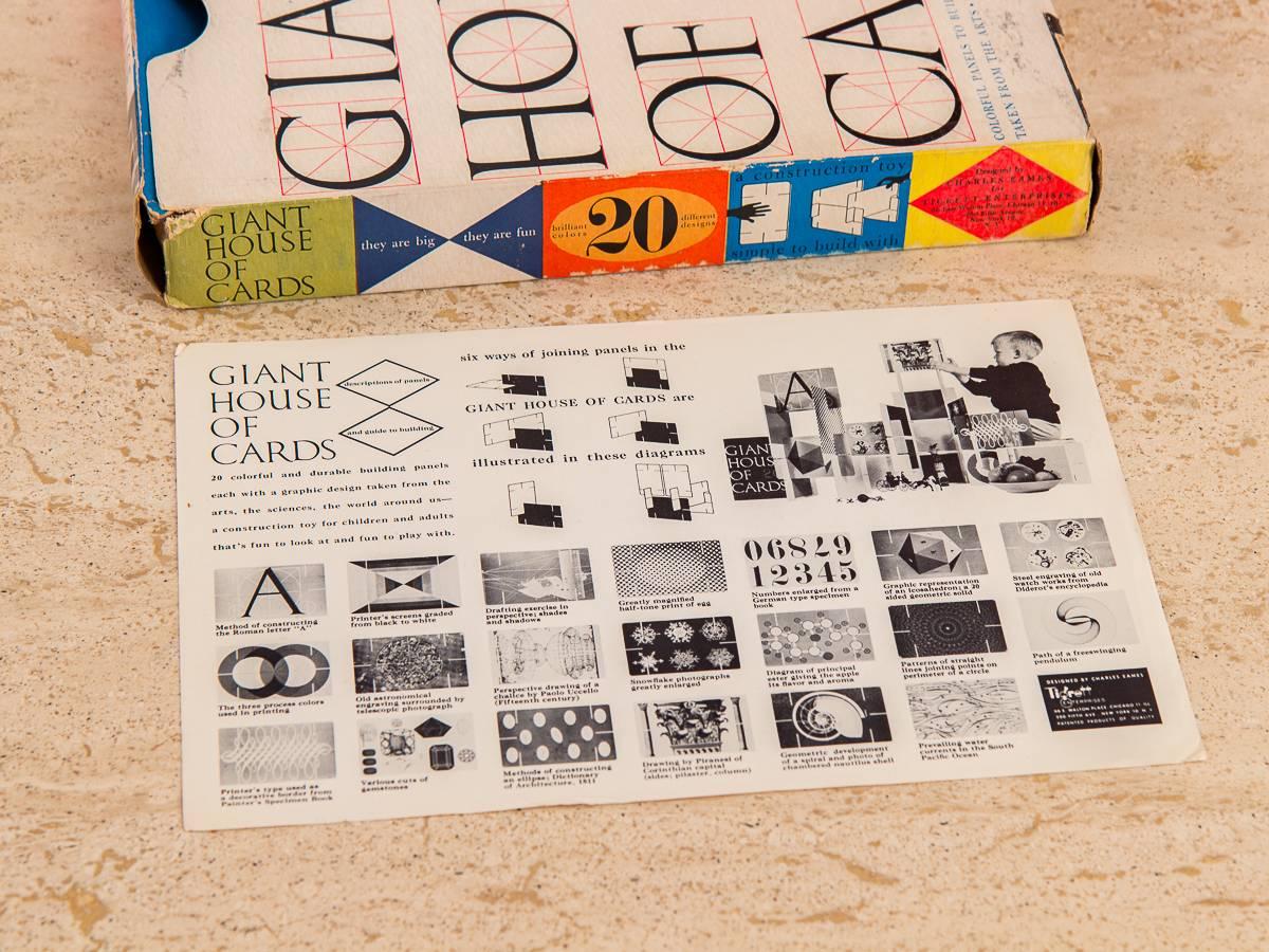 Milieu du XXe siècle Eames Giant House of Cards - Cartes originales en vente