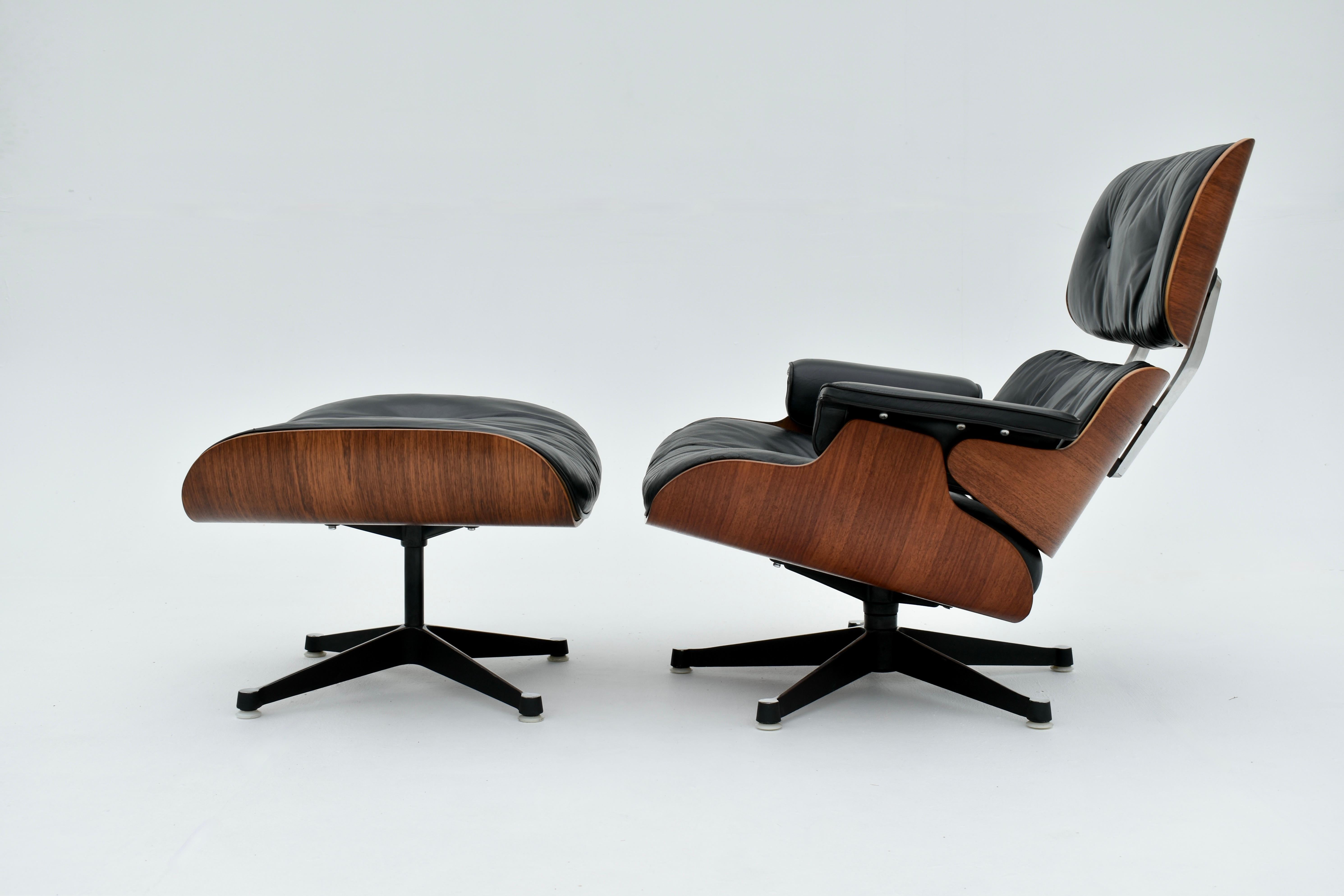 Original Eames Lounge Chair & Ottoman For Hille, London (Herman Miller, Vitra) 5