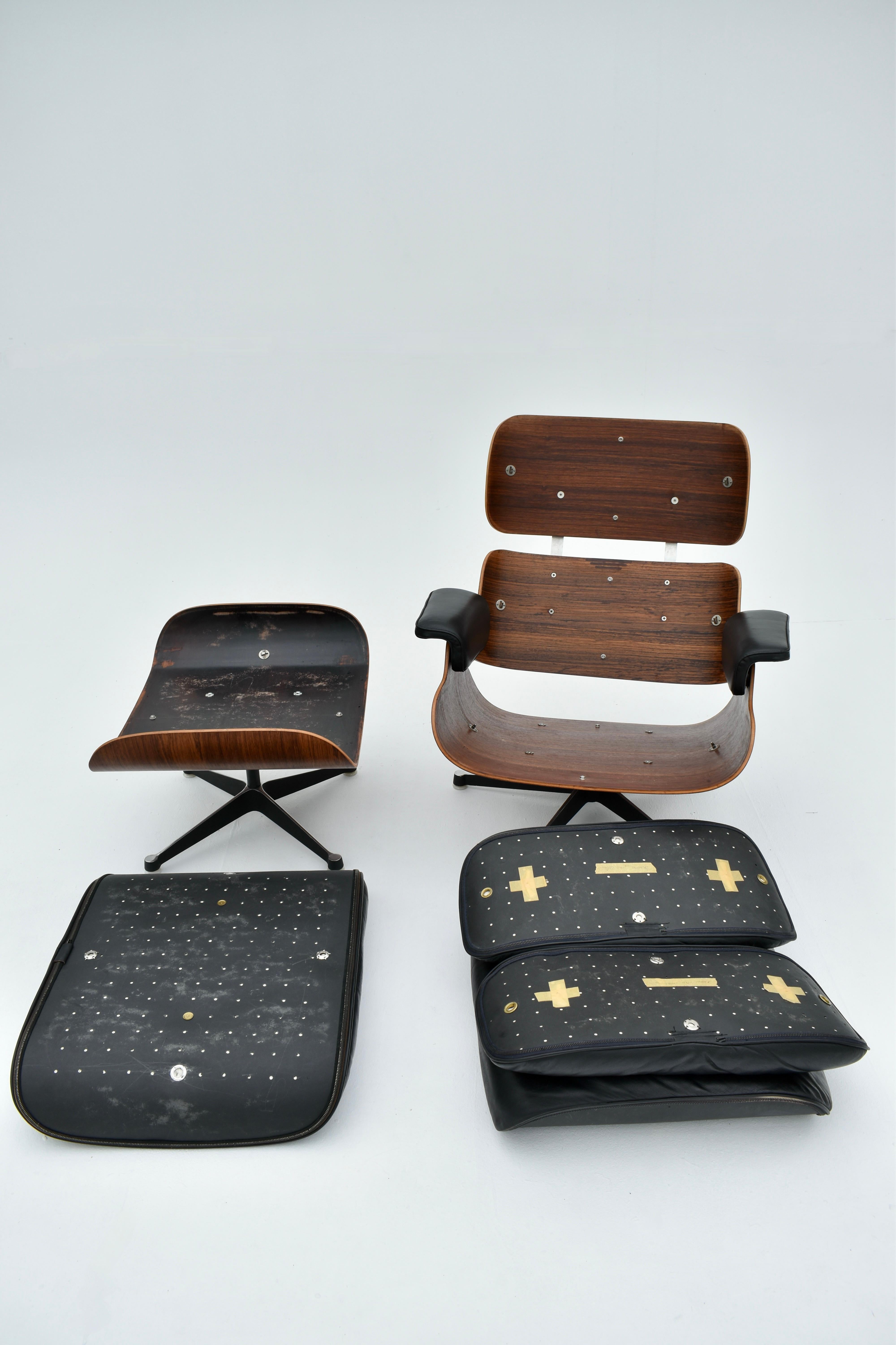 Original Eames Lounge Chair & Ottoman For Hille, London (Herman Miller, Vitra) 9