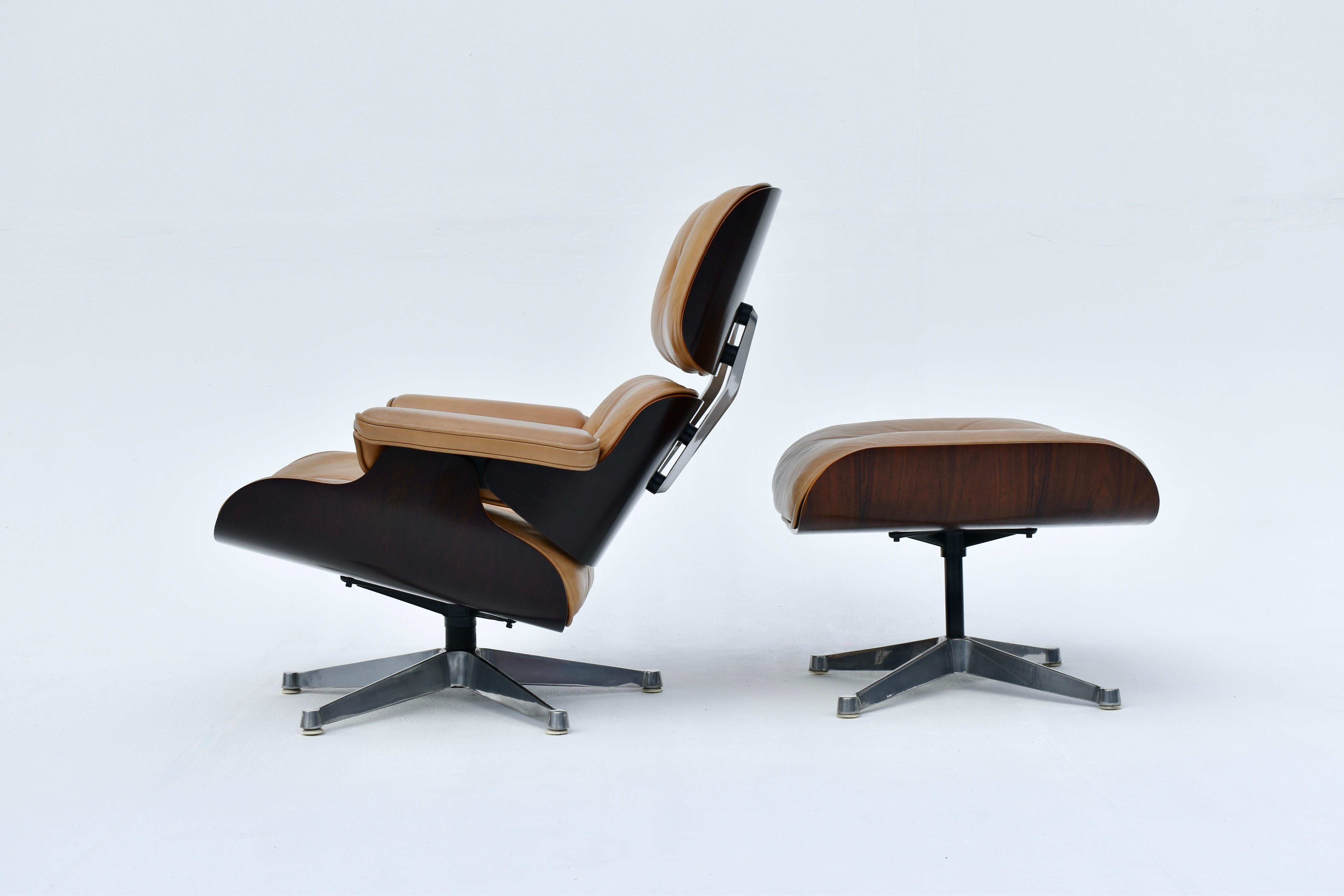Original Eames Lounge Chair & Ottoman For ICF Italy 3