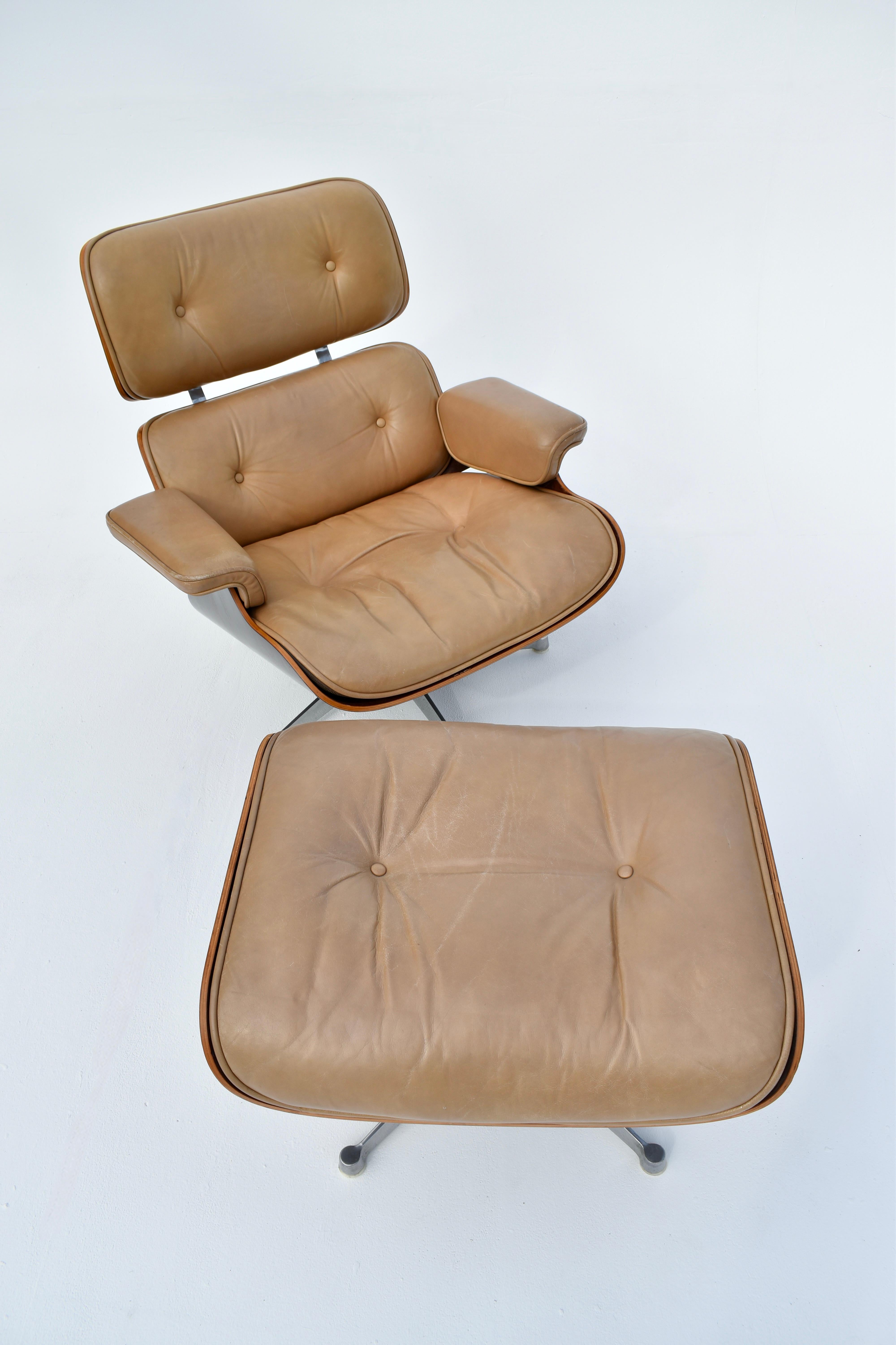 Original Eames Lounge Chair & Ottoman For ICF Italy 7