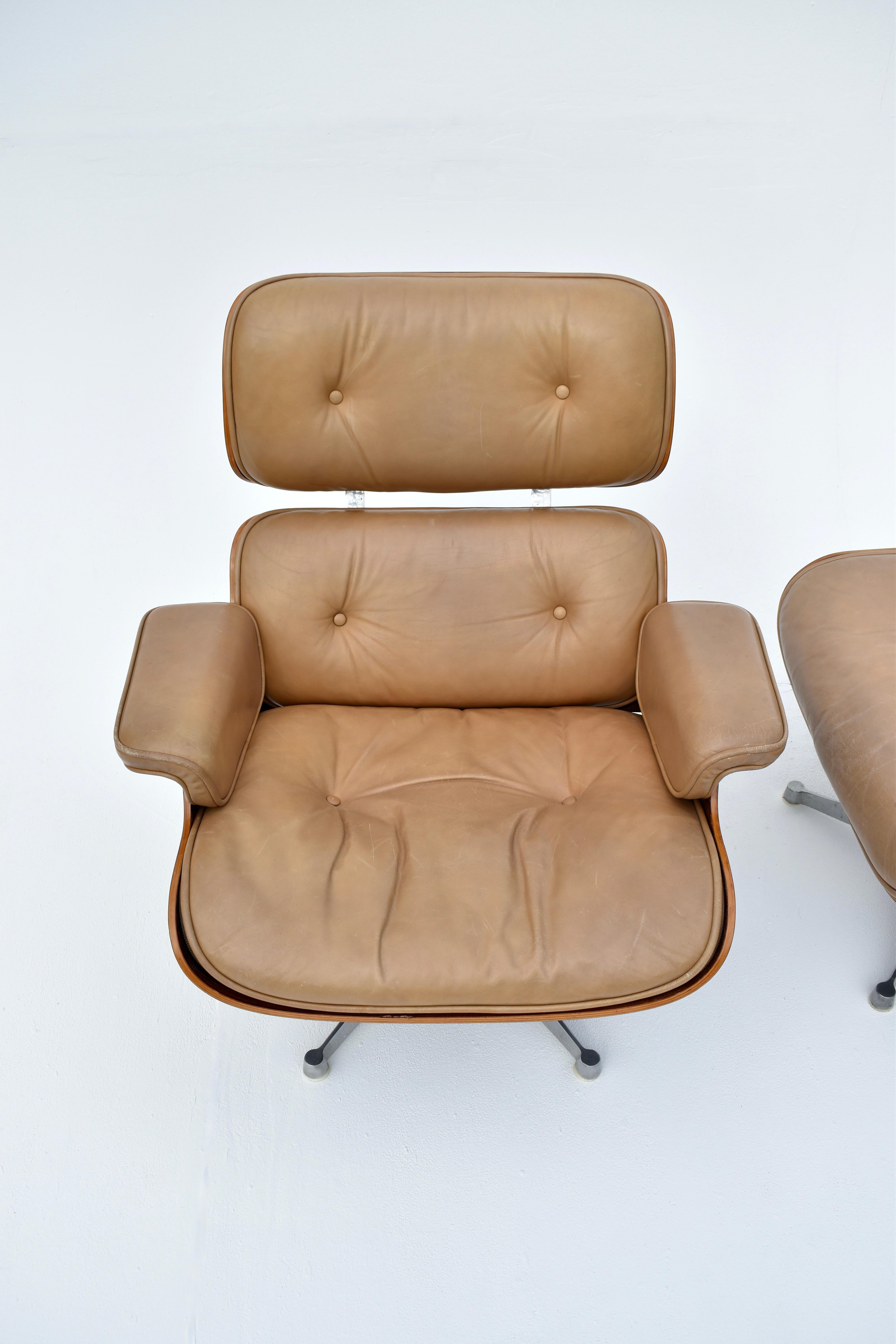 Italian Original Eames Lounge Chair & Ottoman For ICF Italy