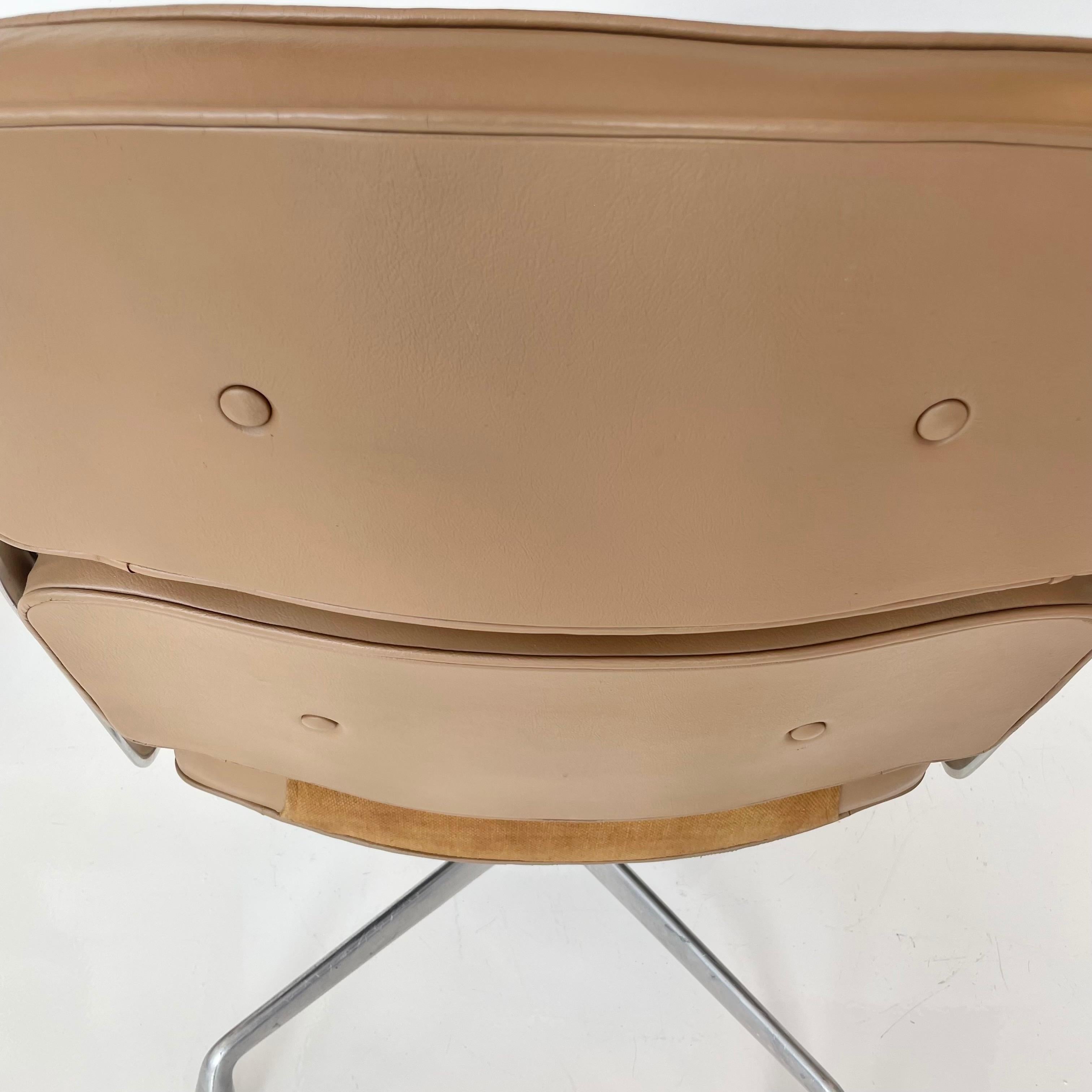 Original Eames Time Life Chair in Camel Leather 2