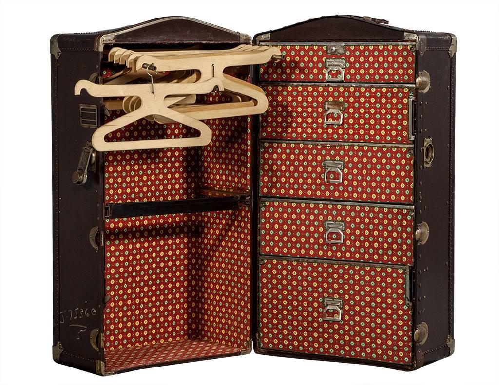 Début du 20ème siècle Original Early 1900s French Steamer Wardrobe Trunk Chest en vente