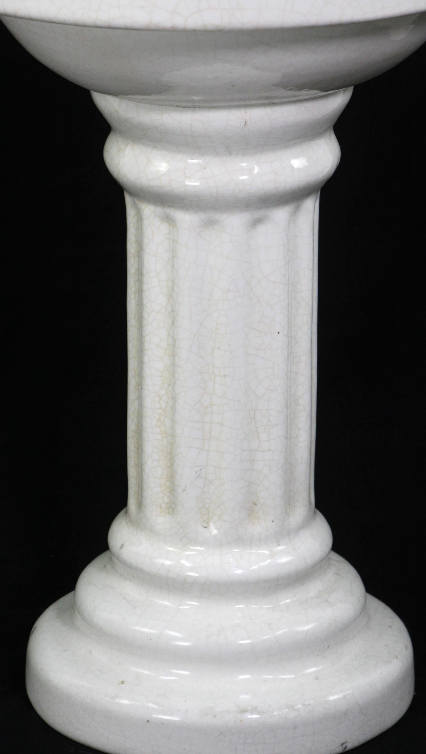 Early 20th Century Crackled Oval Ceramic Pedestal Sink For Sale 2