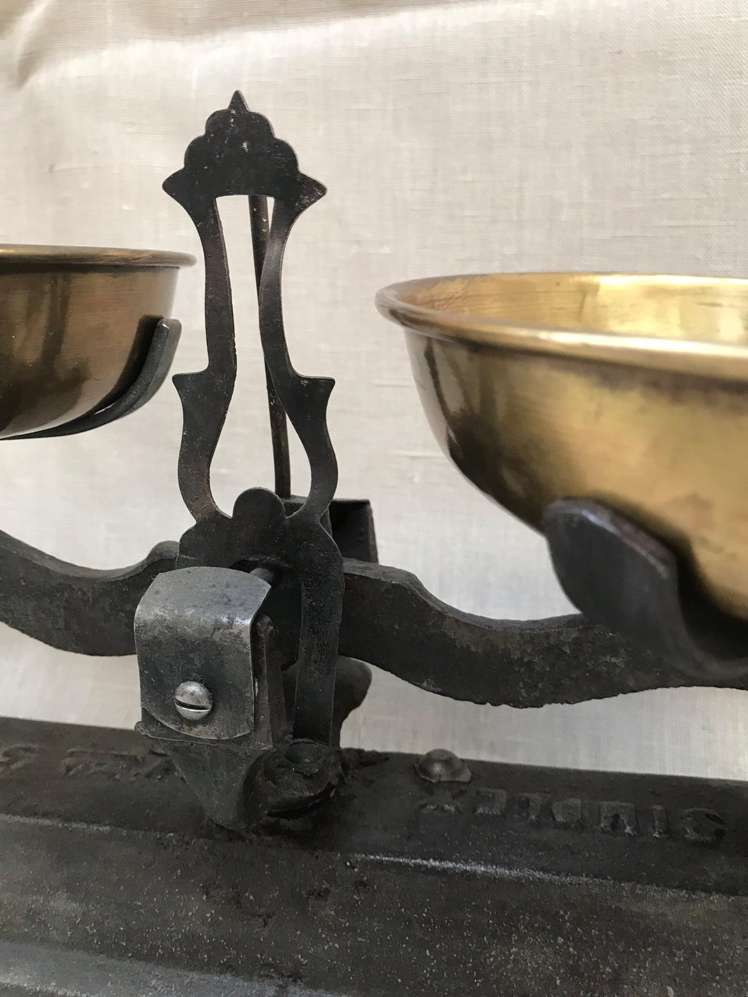 Spanish Original Early 20th Century Weight Scale with Cast Iron and Gilded Brass For Sale