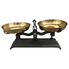 Antique Original Early 20th Century Weight Scale with Cast Iron and Gilded Brass