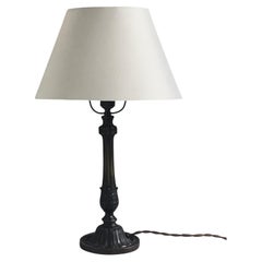 Lampada da tavolo danese originale dei primi del Novecento in bronzo nello stile di Johan Rohde