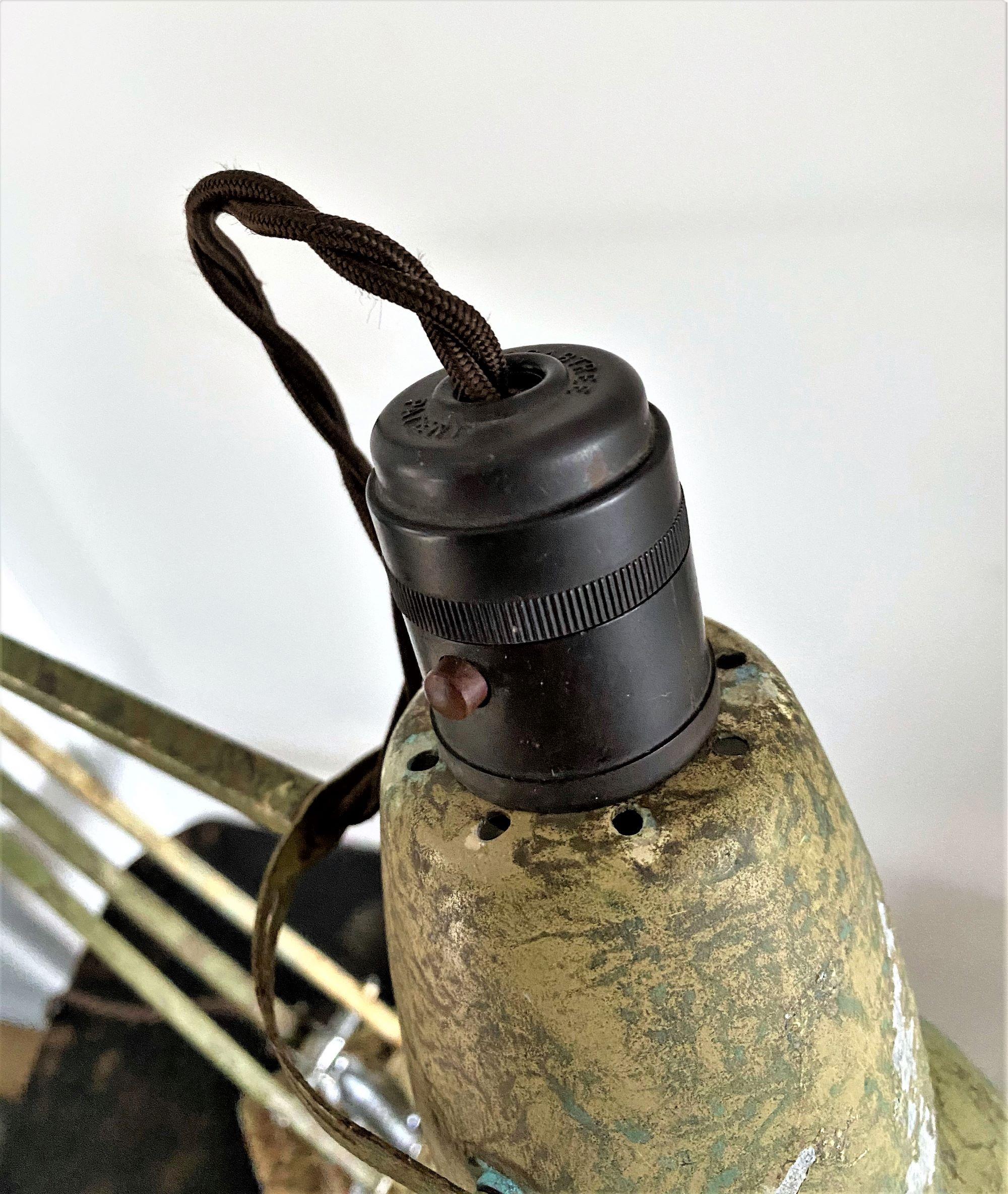 Originale frühe Herbert Terry Anglepoise-Lampe 1227, Schreibtischlampe, Industrielampe (Stahl) im Angebot