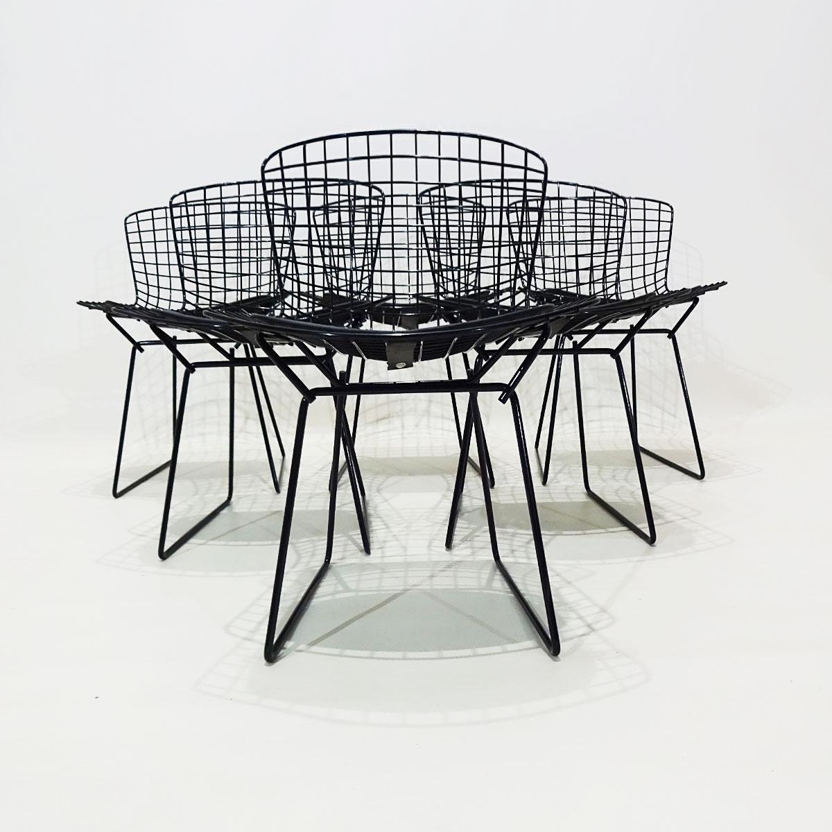 Original Eero Saarinen Black Marble Tulip Dining Table and Bertoia Wire Chairs 1