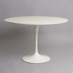 Tavolo Tulip originale di Eero Saarinen con piano in laminato di Knoll, 1960 ca.